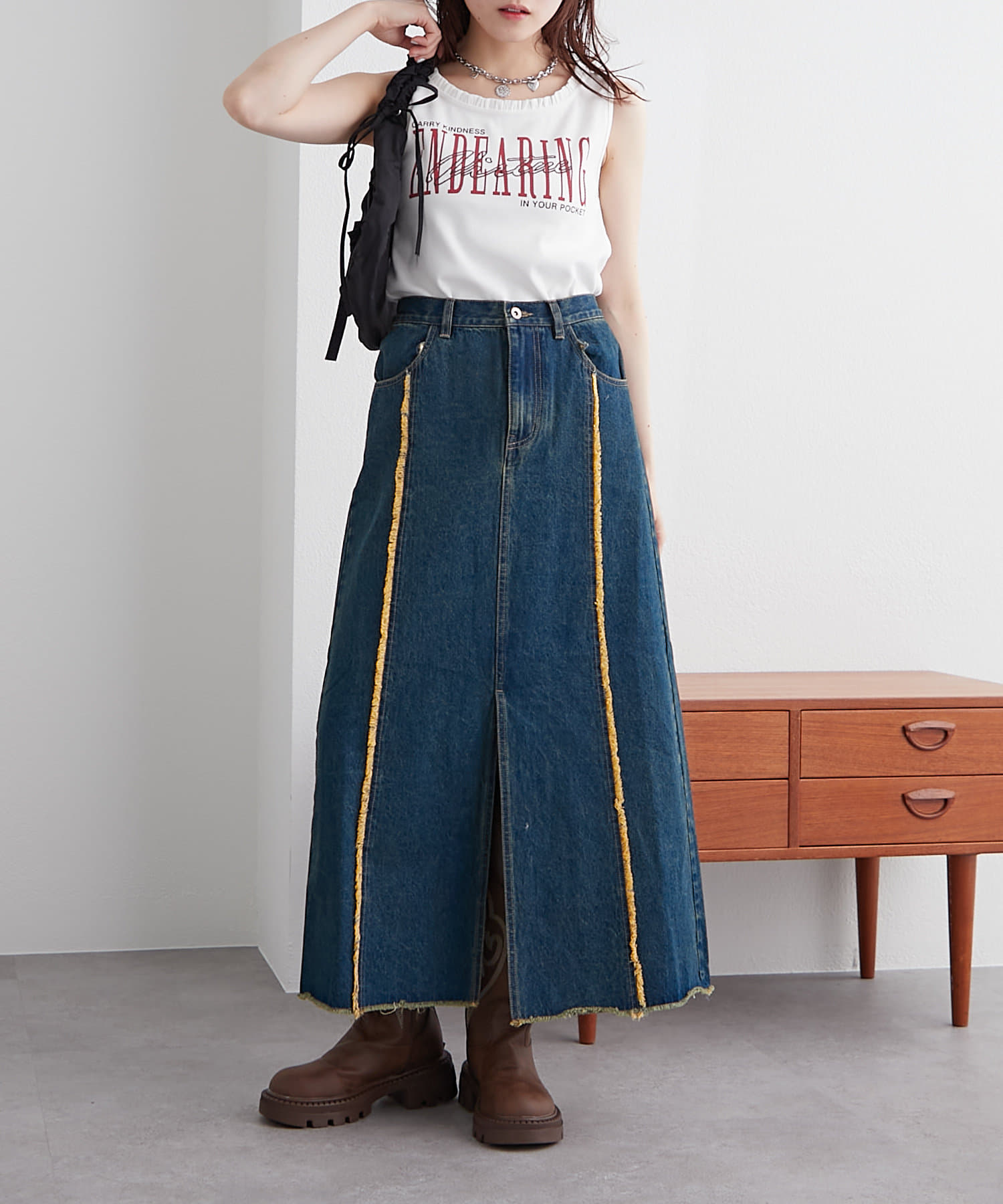 w closet(ダブルクローゼット) フリンジ切替デニムロングスカート