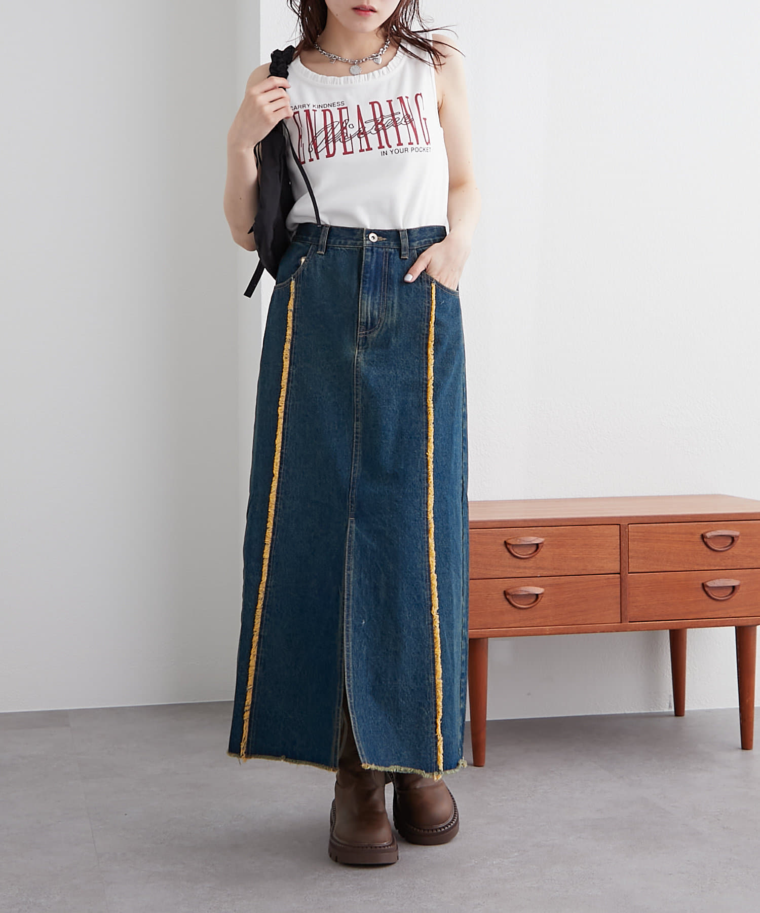 w closet(ダブルクローゼット) フリンジ切替デニムロングスカート