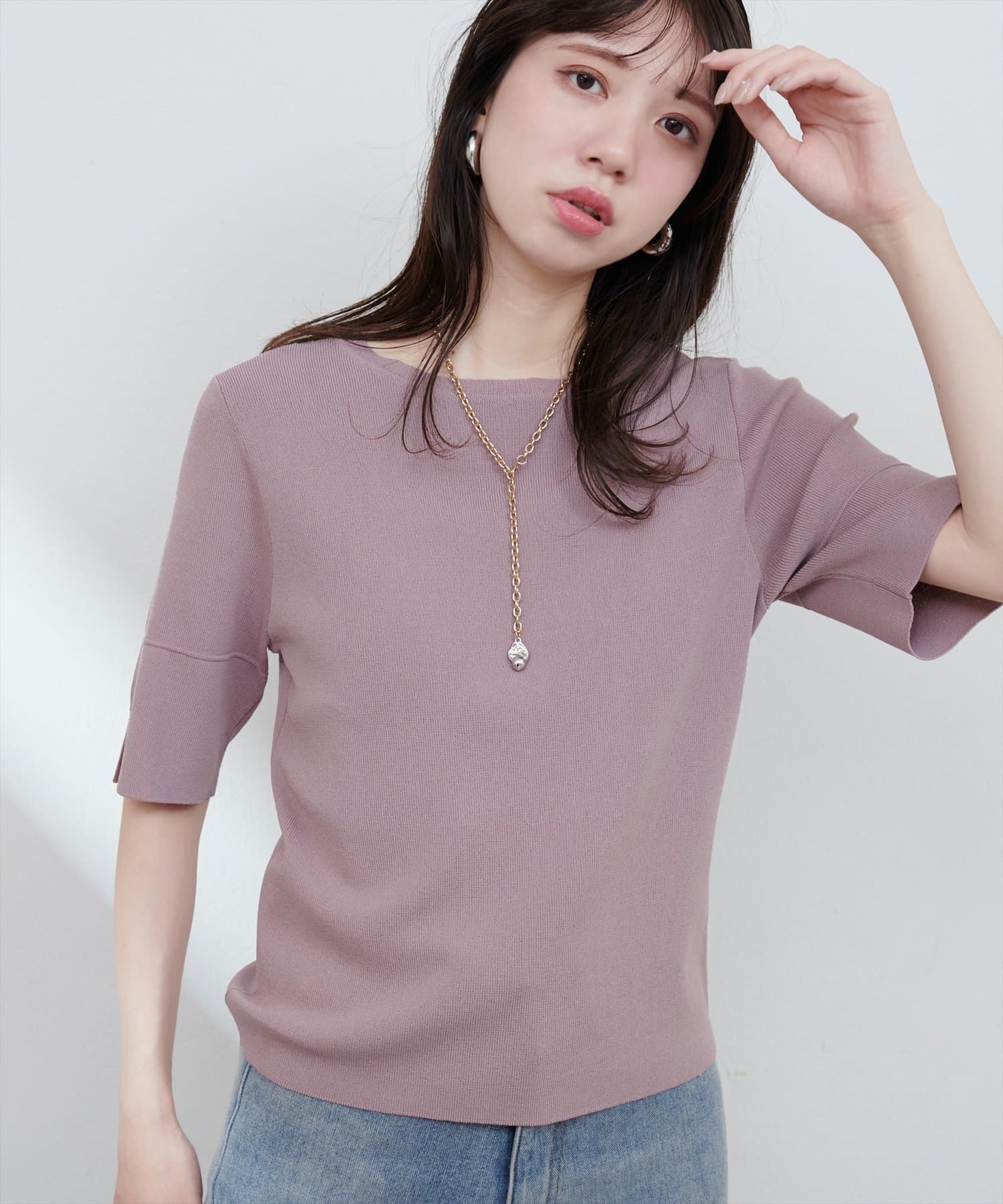 【2025SS natural couture】前後2WAYピンタック切替袖シンプルニット■Designシンプルでどんなボトムスにも合わせやすいニットトップス。前後2WAYでクルーネックでもVネックで