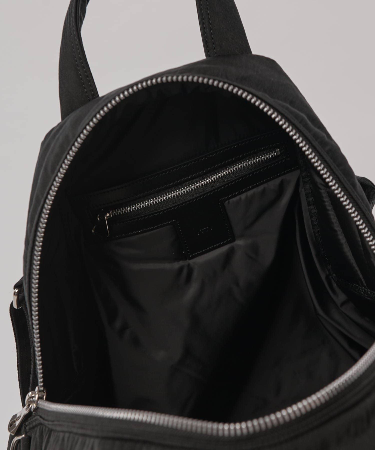 Lui's(ルイス) 【ITTI】ANNIE PUFFER MADISON BAG