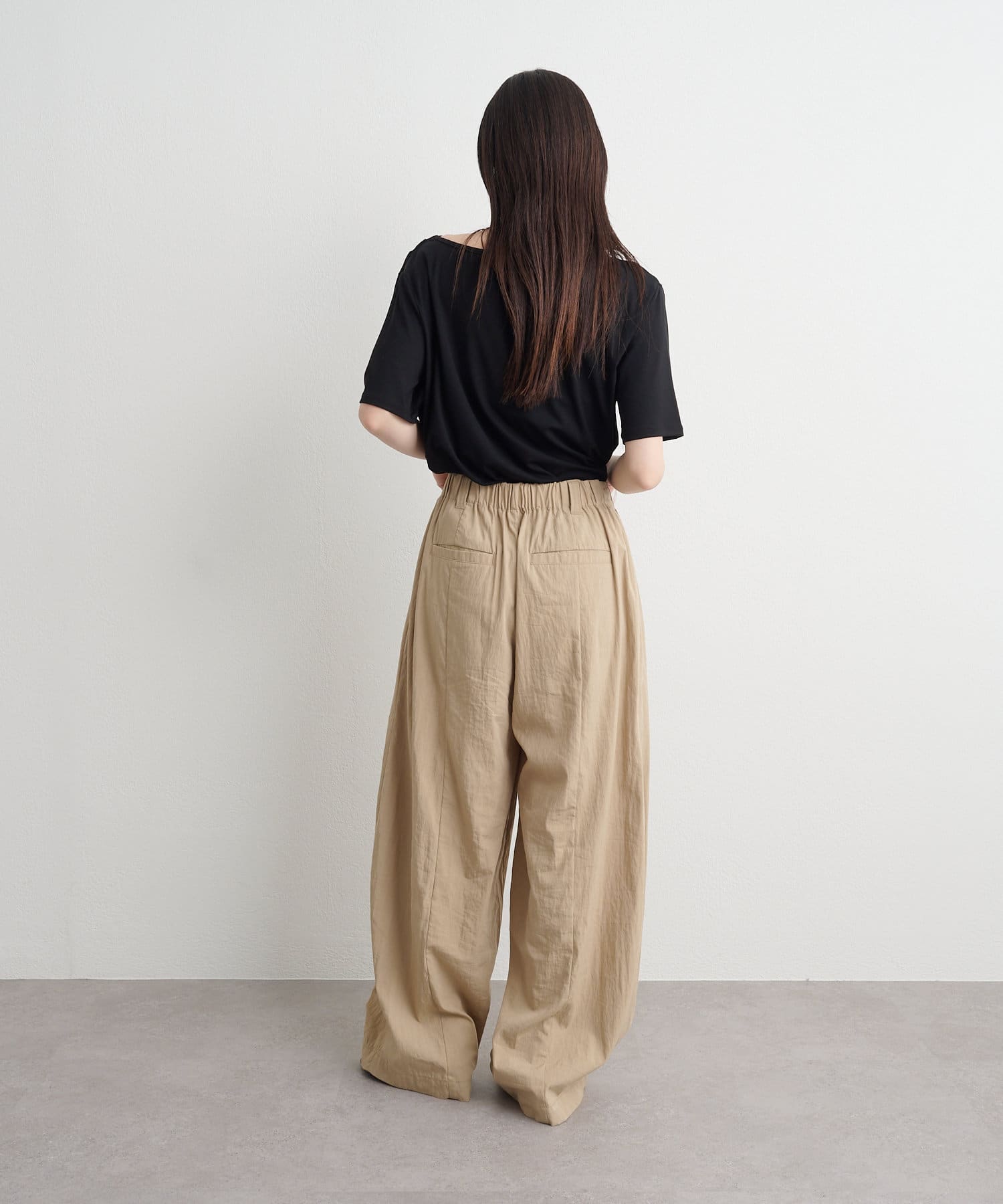 Omekashi(オメカシ) ボートネックドレープ半袖Ｔシャツ