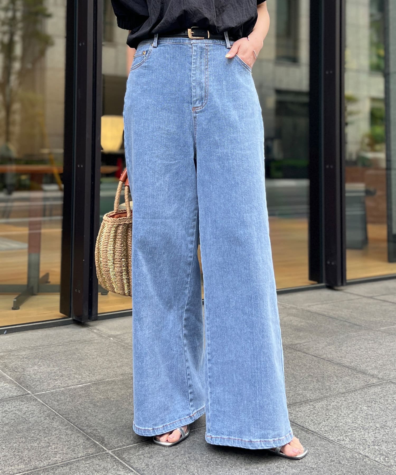 Chez toi(シェトワ) 【体の7割が足に見える】後ろギャザーデザインデニム