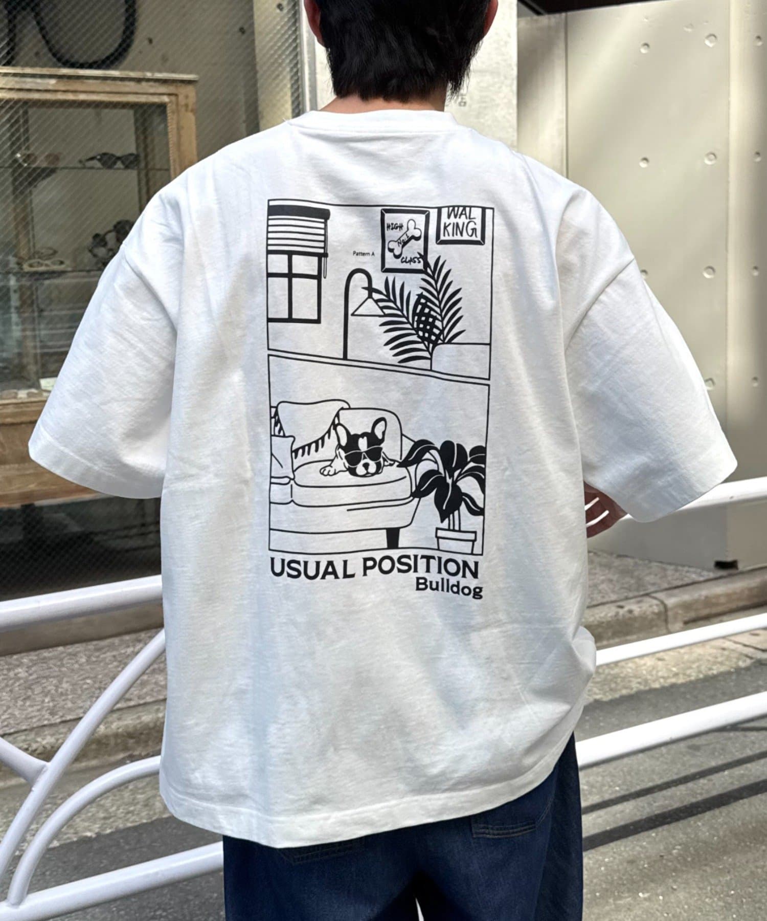 前からも後ろからもかわいい♡着るだけでコーデが完成する"主役級Tシャツ"■デザイン胸元のアニマル刺繍が魅力のＴシャツが登場。トレンドのオーバーサイズで、トレンド感をプラスしてくれま