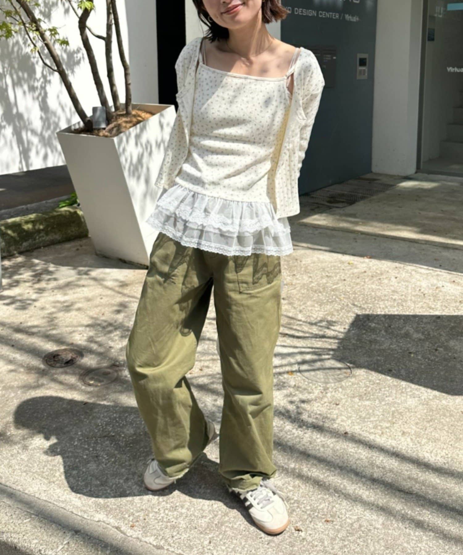 RAY CASSIN(レイカズン) 【今買って秋まで使える/2点セット】7分袖パターンメッシュフリルキャミセット