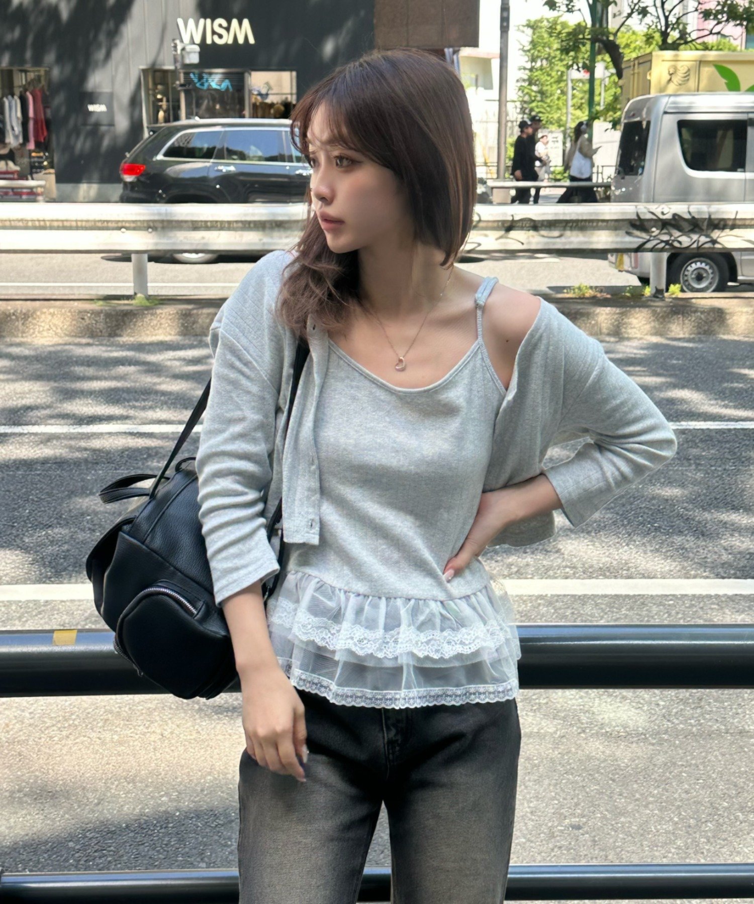 大人気のトップス、パターンメッシュフリルキャミセットがに7分袖になって登場！！●長袖はこちら⇒パターンメッシュフリルキャミSETー 商品コメント ー・キャミソールとカーディガンがセットになったアイテム