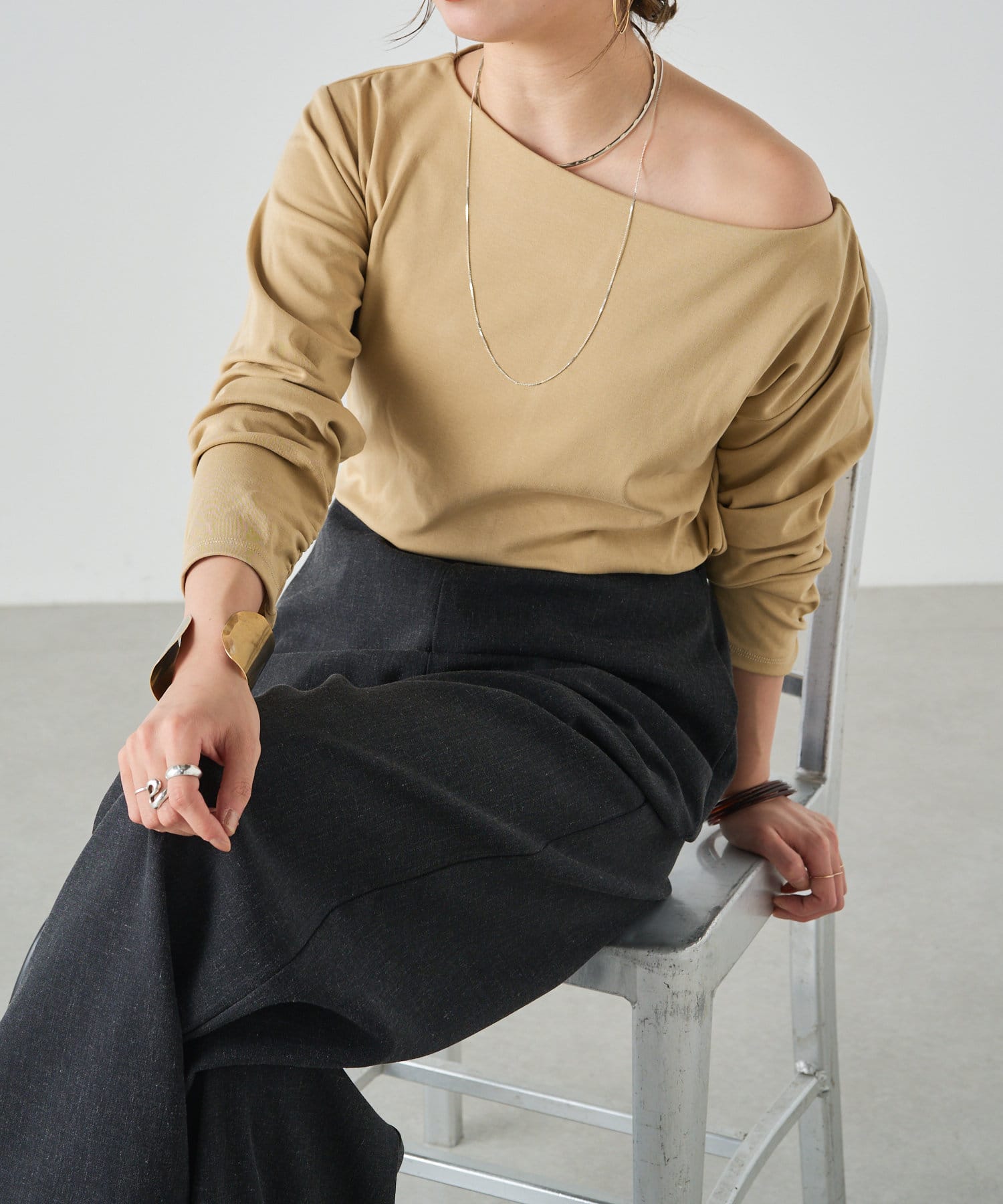 OUTLET(アウトレット) 【Omekashi】スムースオフショルプルオーバー