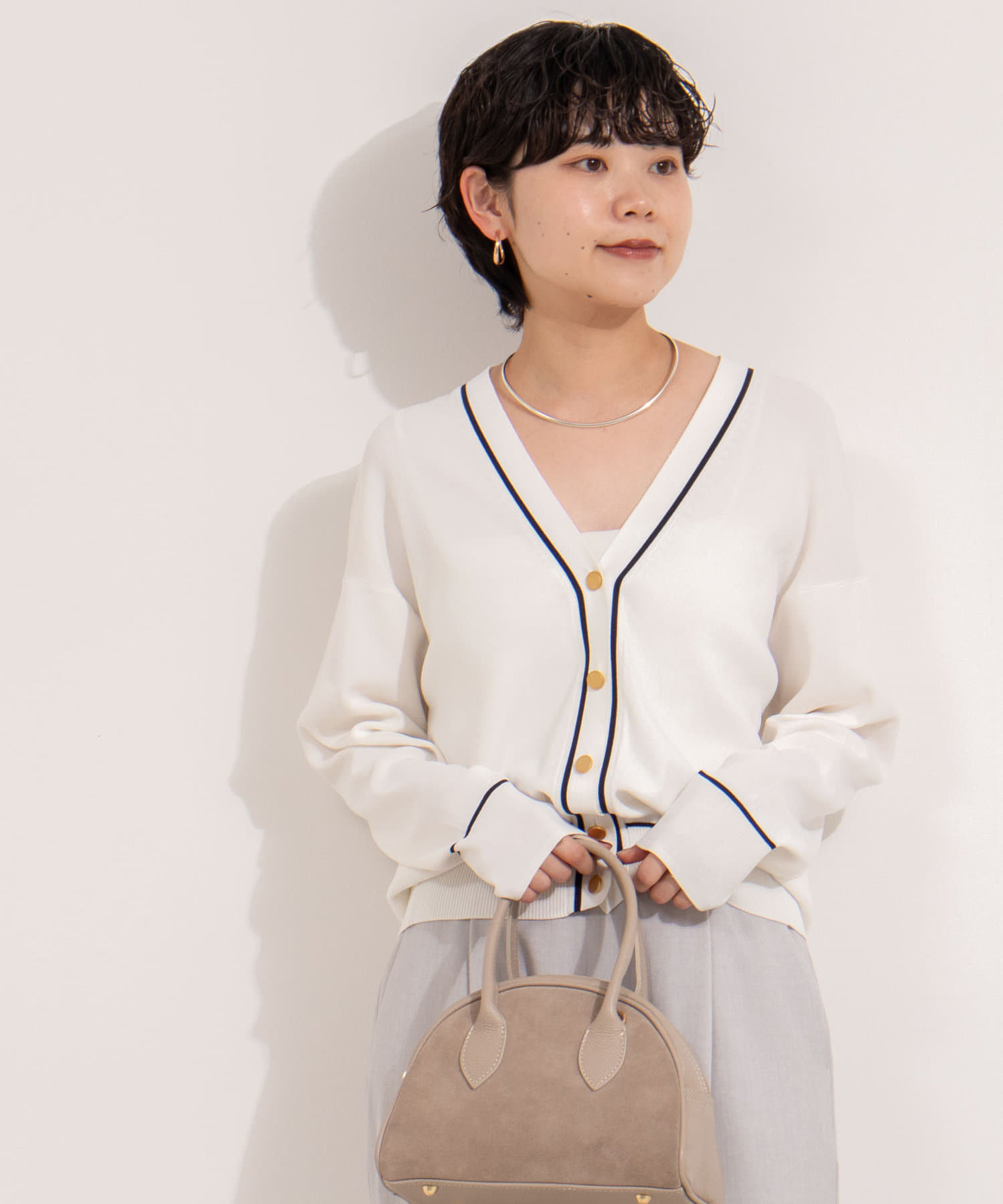 ノーリーズ 総針配色Vカーディガン nolley’s 新品タグ付 ノーリーズ 総針配色Vカーディガン nolleys nolley's 新品タグ付