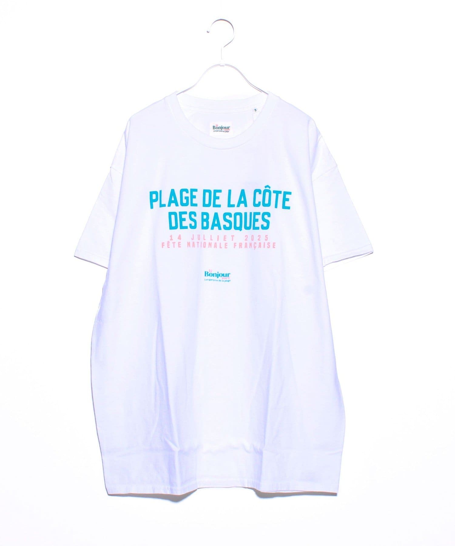 日本とフランスで展開する注目のフレンチサーフブランド「Le Bonjour Surf ルボンジュールサーフ」。フランス人アーチストが活動するバスク地域の文化がデザインやカラーに表現されているのが特徴。