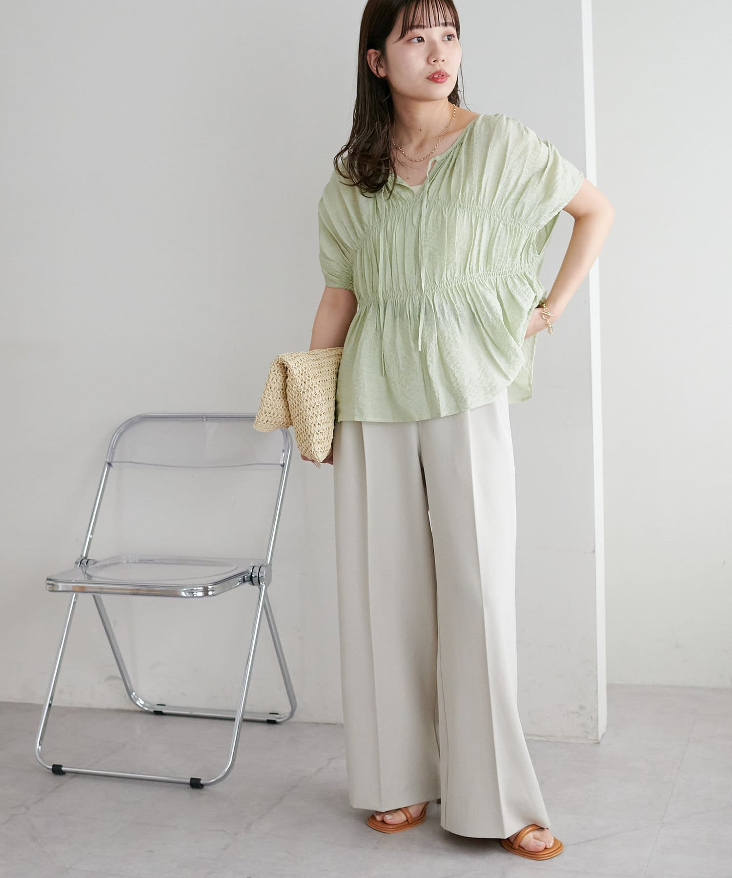 DISCOAT(ディスコート) 【新色追加!/WEB限定】前後2WAYシャーリングフレンチブラウス