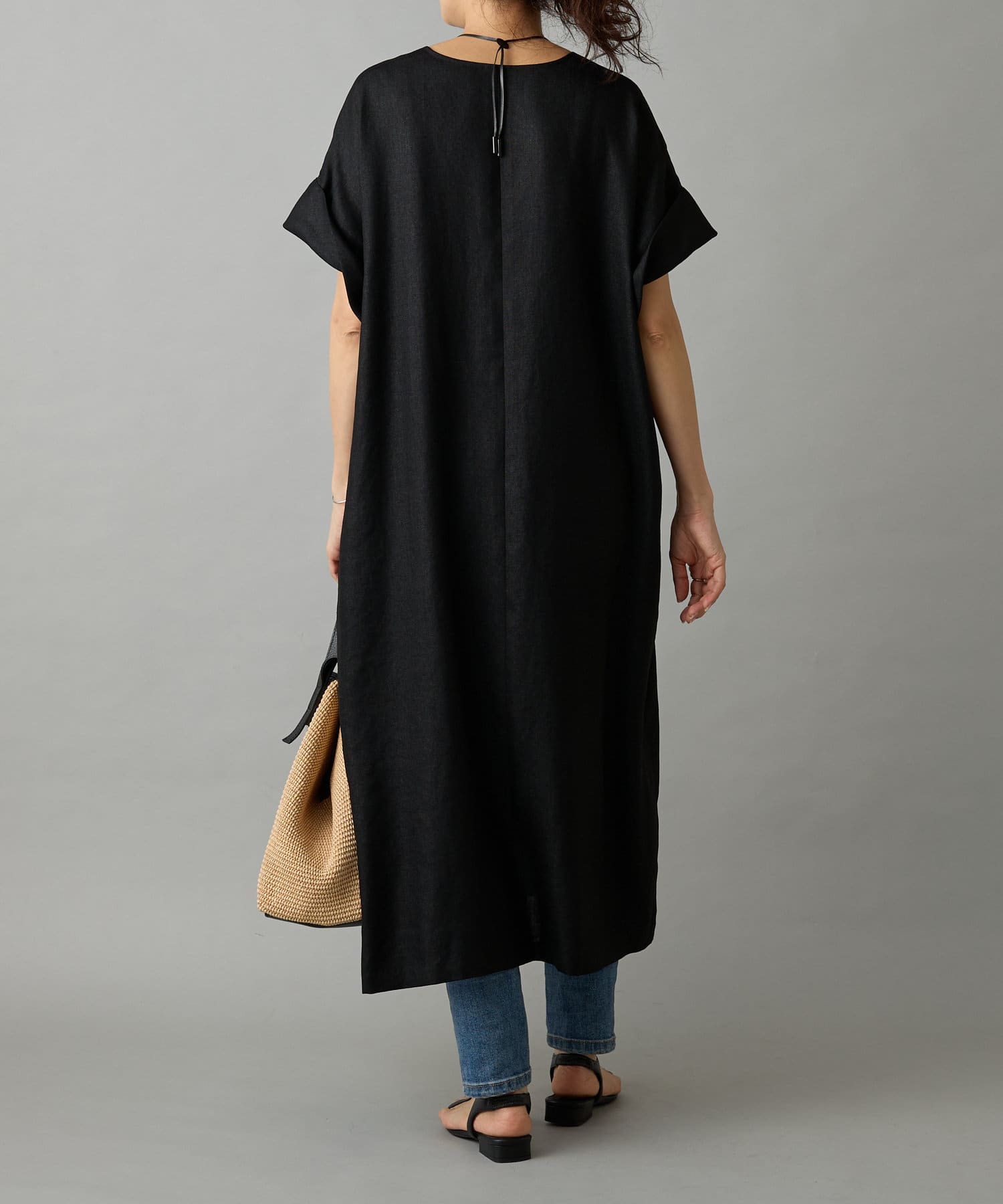 新品 BEARDSLEY ビアズリー 麻調合繊ボリュームブラウス チャコール BEARDSLEY ブラウス シャツ 麻調合繊ボリュームブラウス