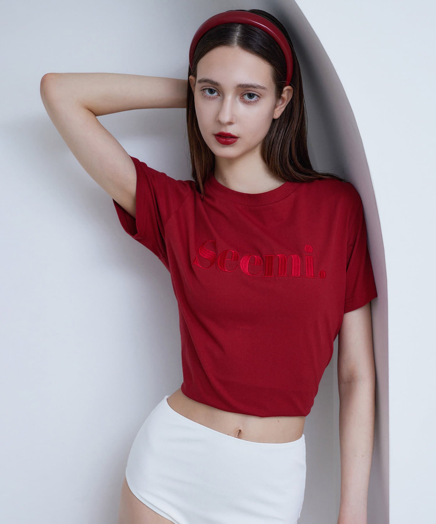 Seemi.by NICE CLAUP(シーミーバイナイスクラップ) 【Seemi.】サスティナブルロゴTシャツ