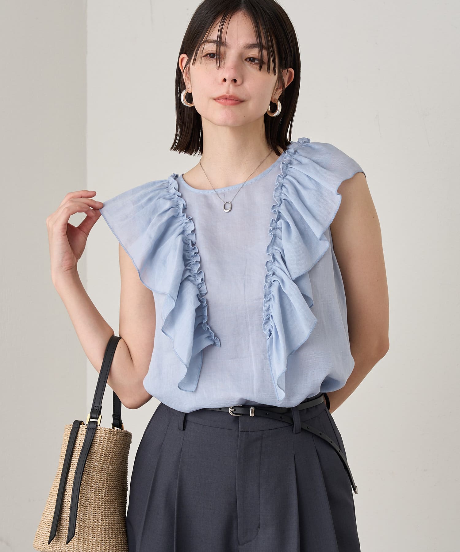 【公式】アクセサリーの激安通販 フリルノースリブラウス | LOUNGEDRESS(ラウンジドレス トップス