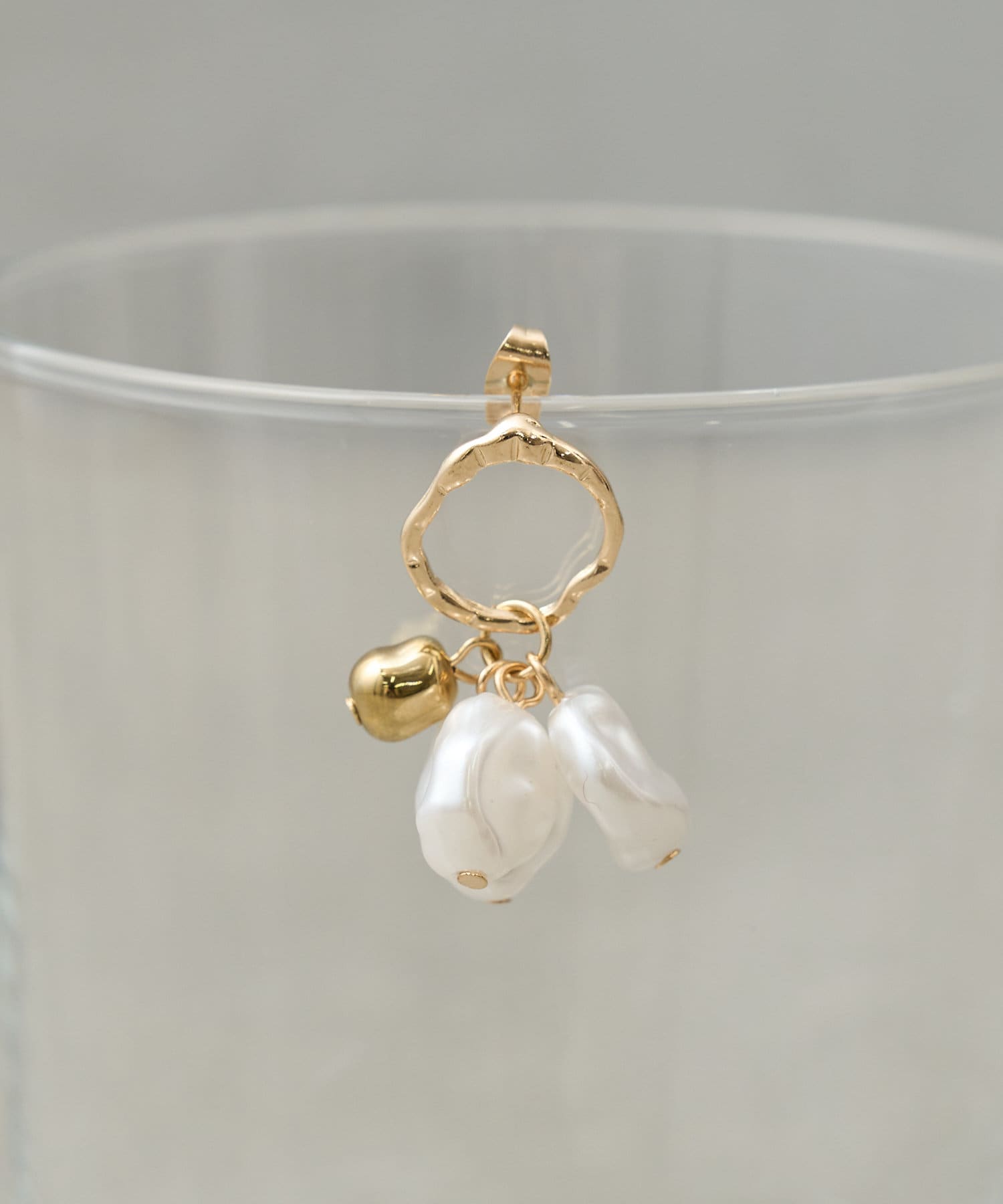 BIRTHDAY BAR(バースデイバー) Gold circle pierce   ゴールドサークルピアス