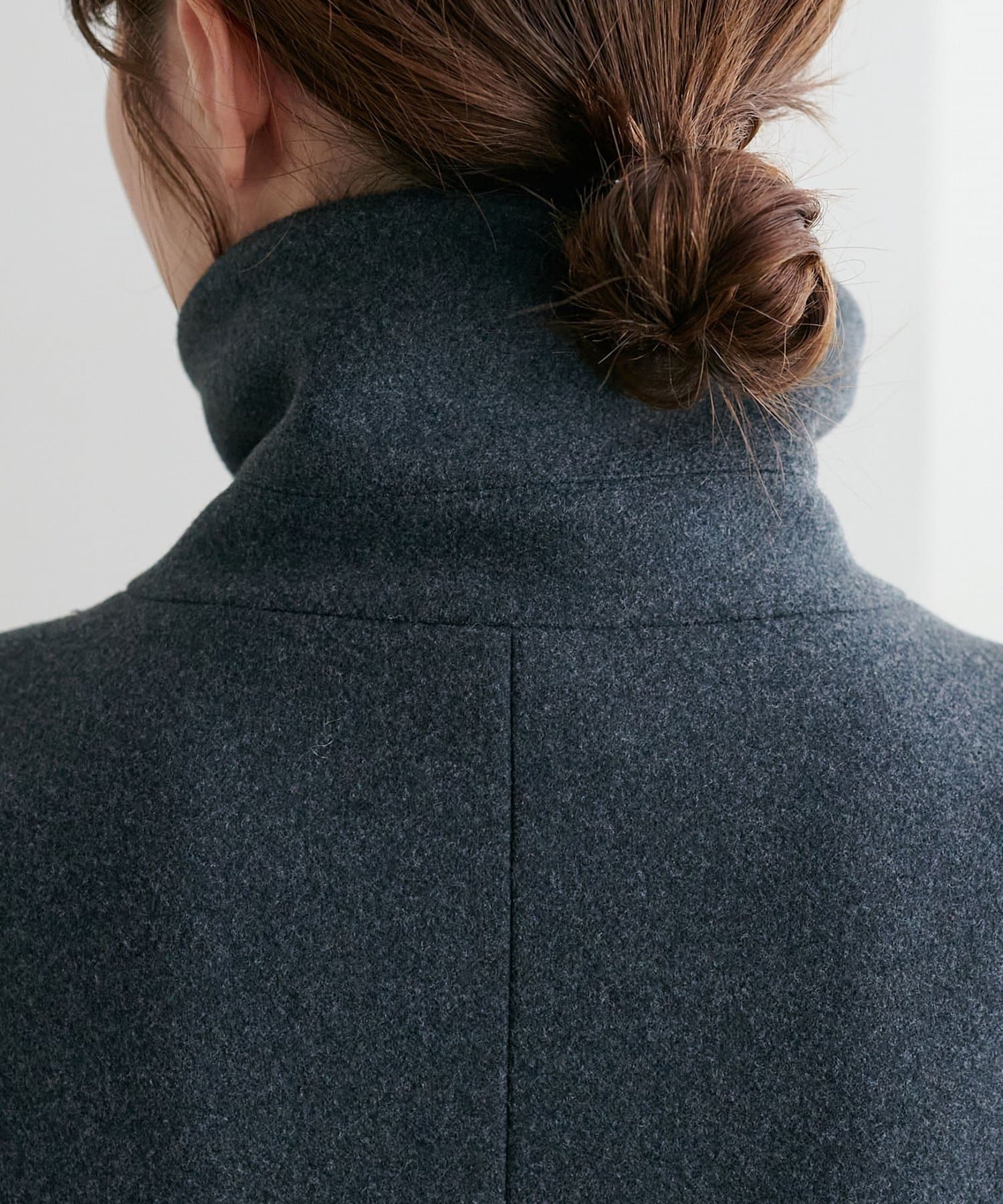 DISCOAT(ディスコート) 【見た目以上の軽さ/ユニセックス】中空糸ベルテッドロングコート