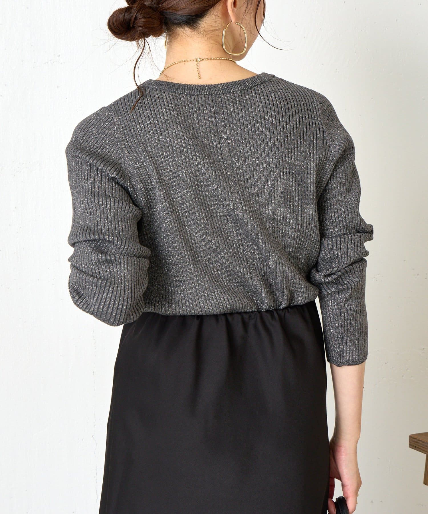 Jena　espace merveilleux(ジェナ　エスパスメルヴェイユ) ストレッチラメニット