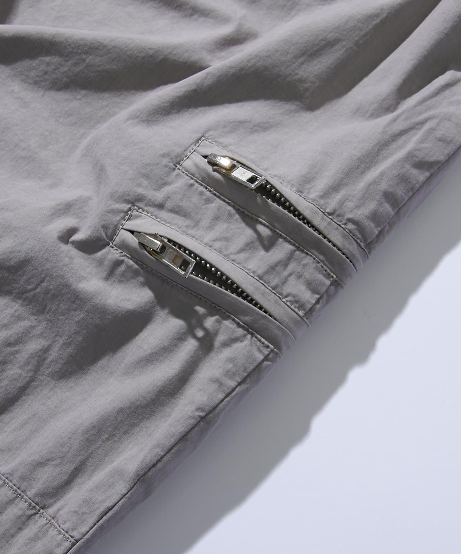 OUTLET(アウトレット) 【WHO'S WHO gallery】BRONXジップパンツ