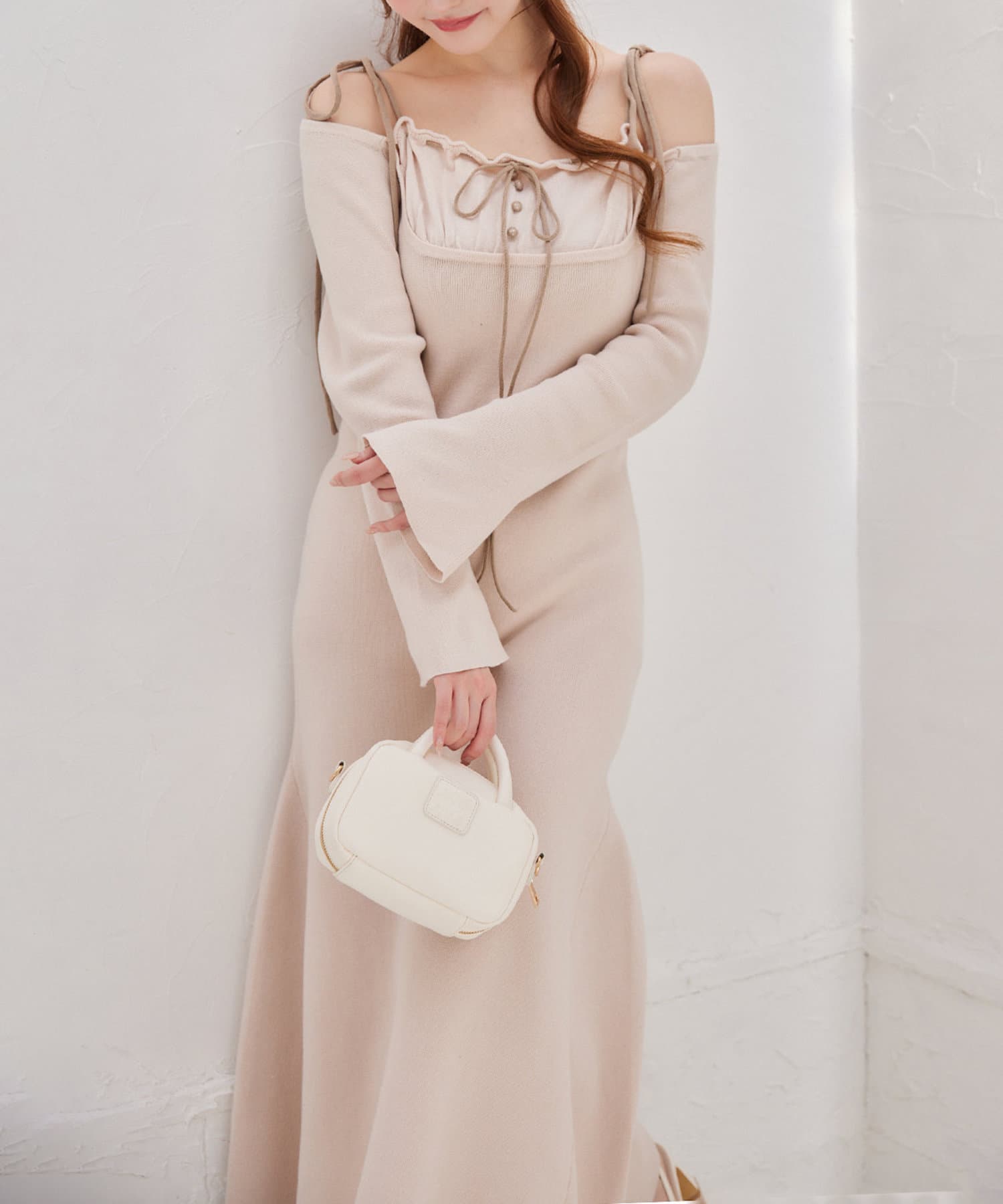 ウエスト：74㎝~NICECLAUP 2025 early Spring Collection~1枚でレイヤードしているようにも見えるワンピース伸縮性の良いリブ素材で着心地も抜群。シルエットは身体のラ