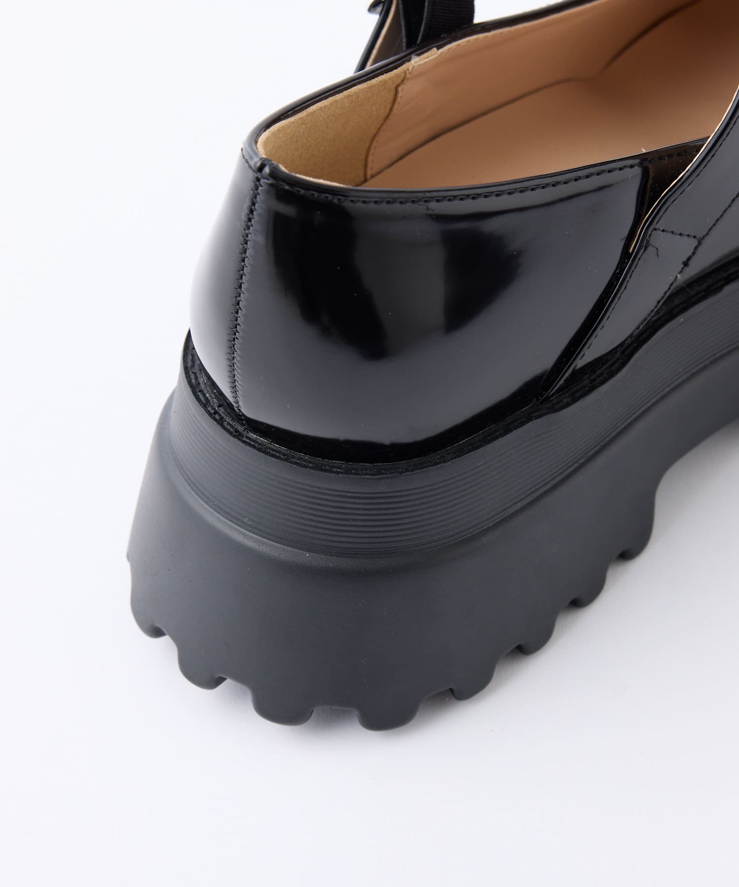 NICE CLAUP / OLIVE des OLIVE OUTLET(ナイスクラップ  / オリーブ デ オリーブ アウトレット) 【one after another】タンクソールTストラップシューズ
