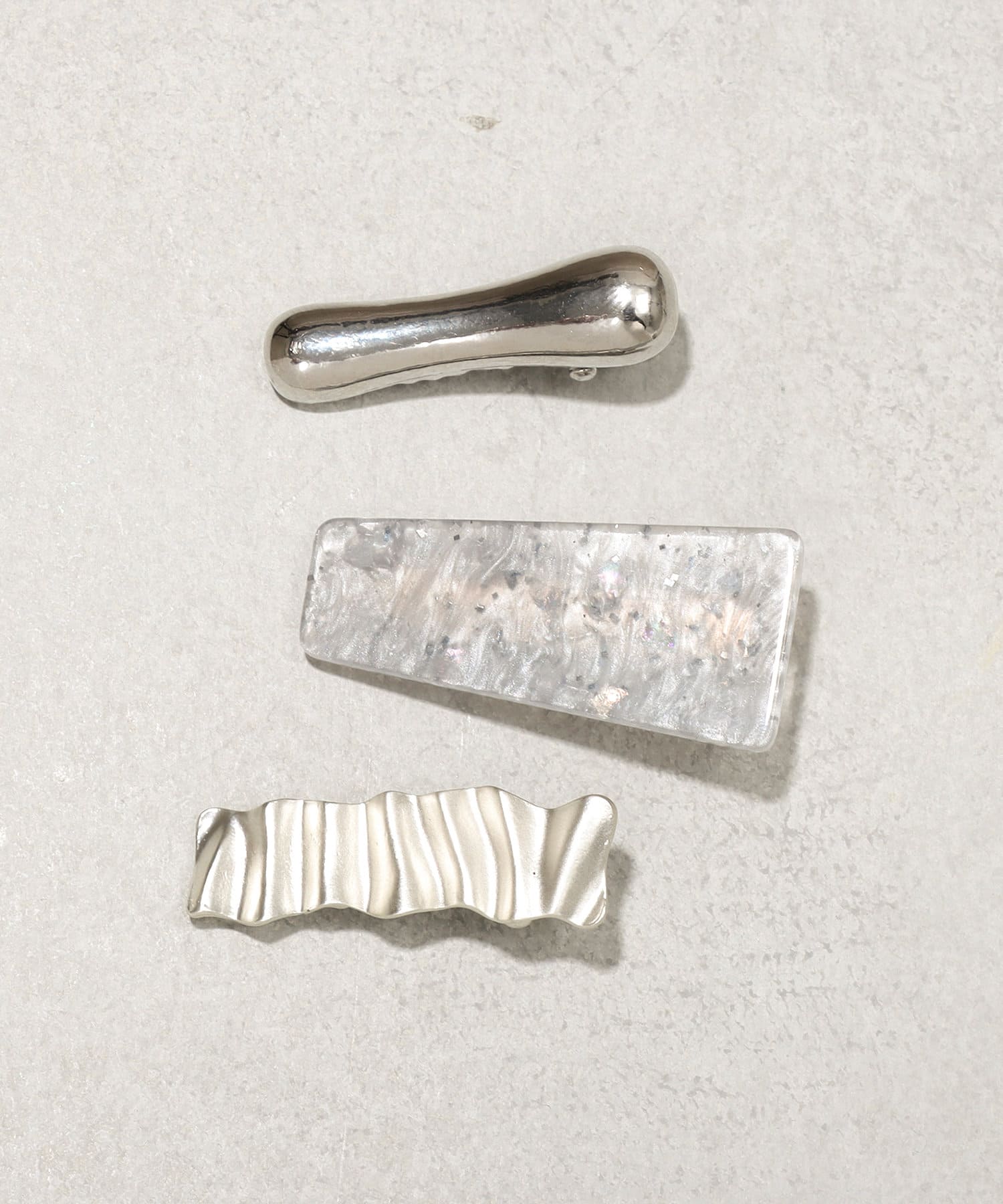 3COINS(スリーコインズ) メタルラメクリップ3個セット