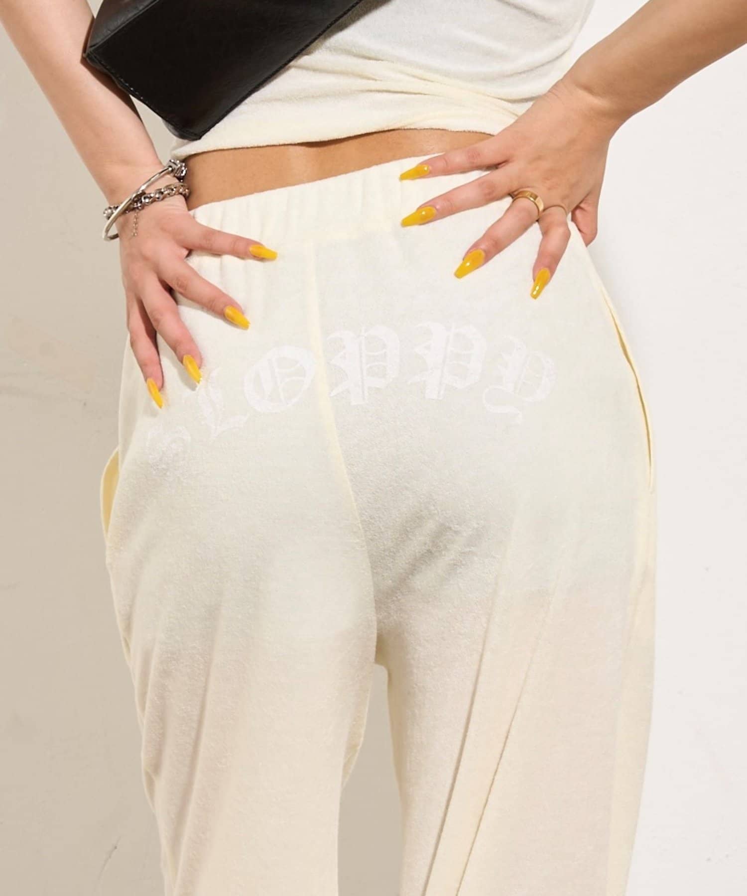 WHO’S WHO gallery(フーズフーギャラリー) 【SLOPPY/スロッピー】パイルロゴパンツ / セットアップ対応