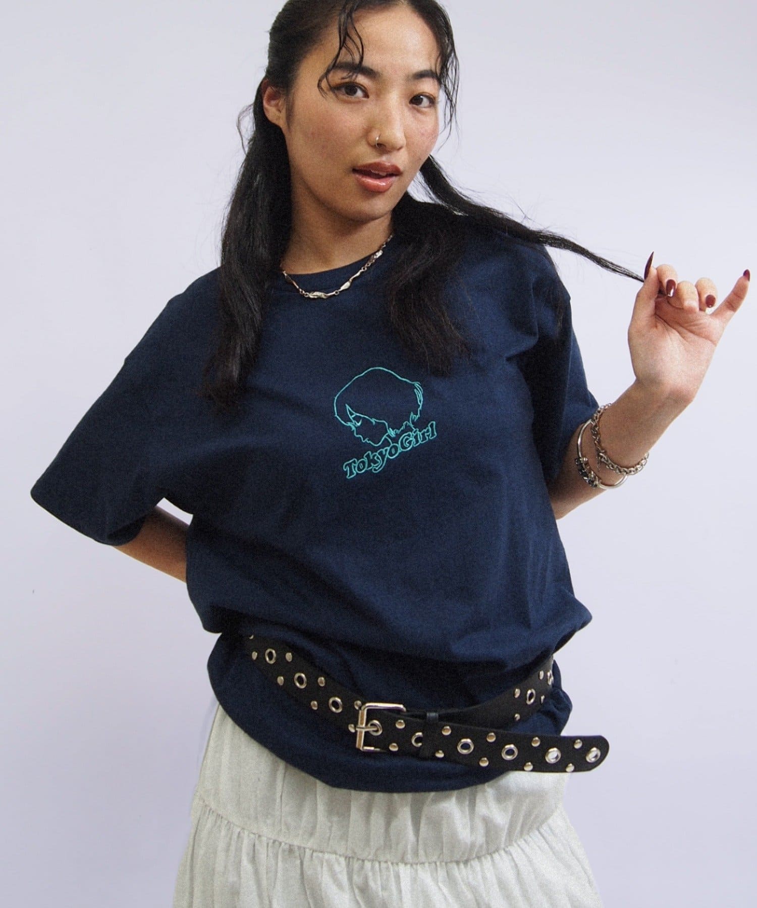 全25色展開！カラーバリエーション豊富な東京ガールTEE。■デザイン・胸元に東京ガールのデザインが入った半袖TEE。・ロゴが刺繍になっているので、立体感があります。・全体カラーとロゴカラーの2色の配色