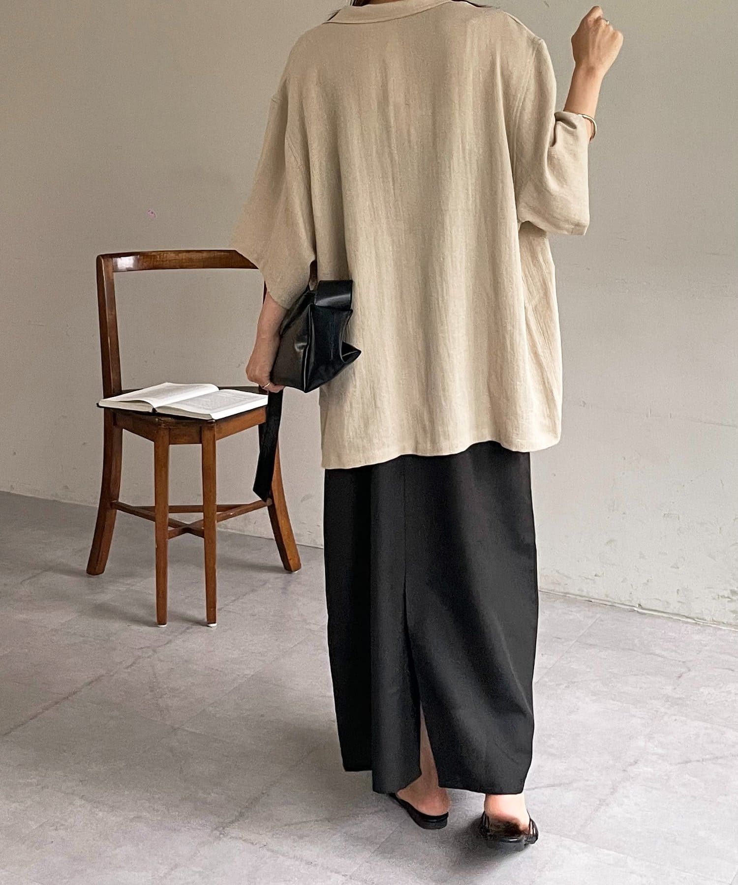 DISCOAT(ディスコート) 【晩夏にピッタリ♪/ユニセックス】スラブイージーテーラーカラー半袖シャツ