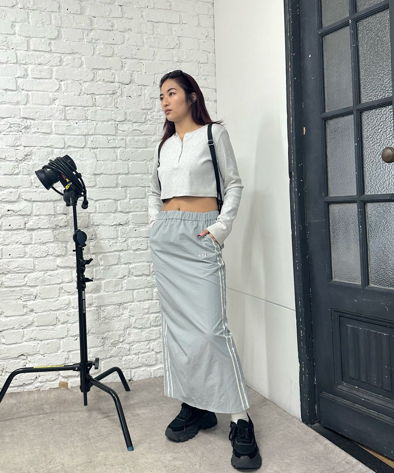 WHO'S WHO gallery】Sロゴナイロンラインスカート | OUTLET