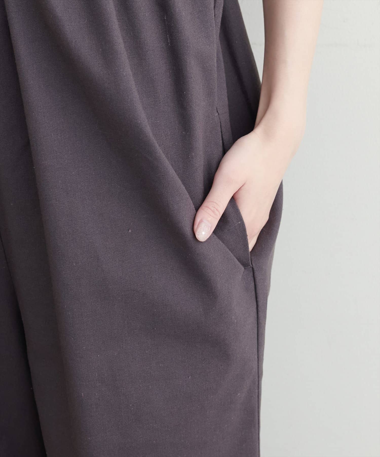 NICE CLAUP / OLIVE des OLIVE OUTLET(ナイスクラップ  / オリーブ デ オリーブ アウトレット) 【natural couture】綿麻シャーリング袖サロペ