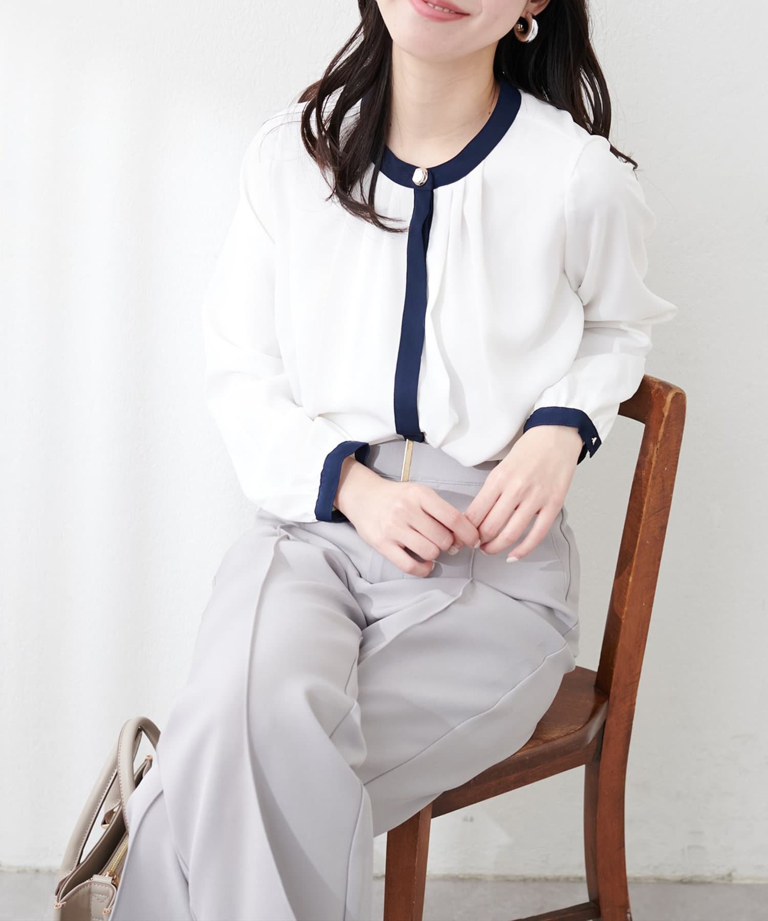 NICE CLAUP / OLIVE des OLIVE OUTLET(ナイスクラップ  / オリーブ デ オリーブ アウトレット) 【natural couture】配色衿タックブラウス