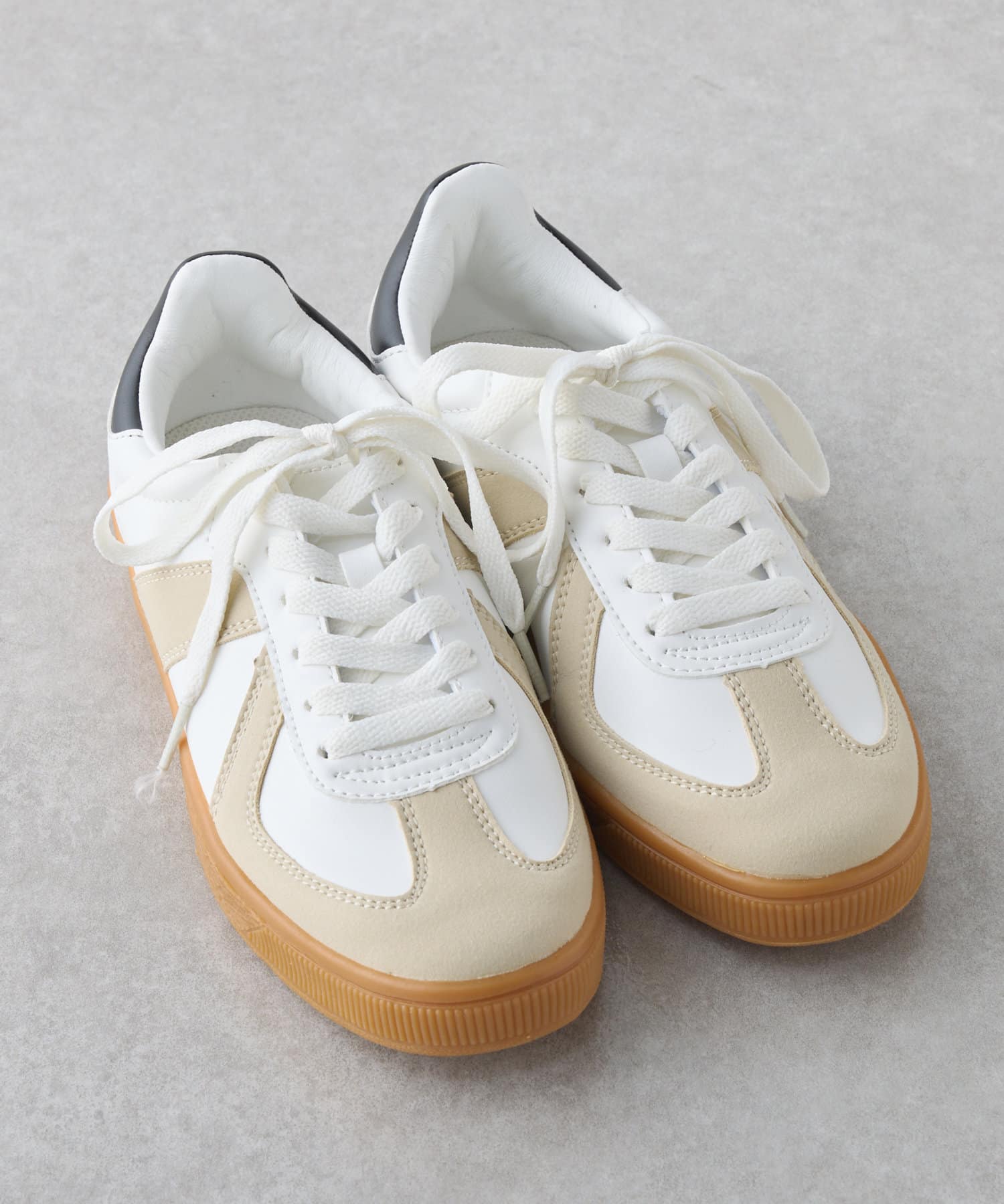 NICE CLAUP / OLIVE des OLIVE OUTLET(ナイスクラップ  / オリーブ デ オリーブ アウトレット) オールドスクールスニーカー