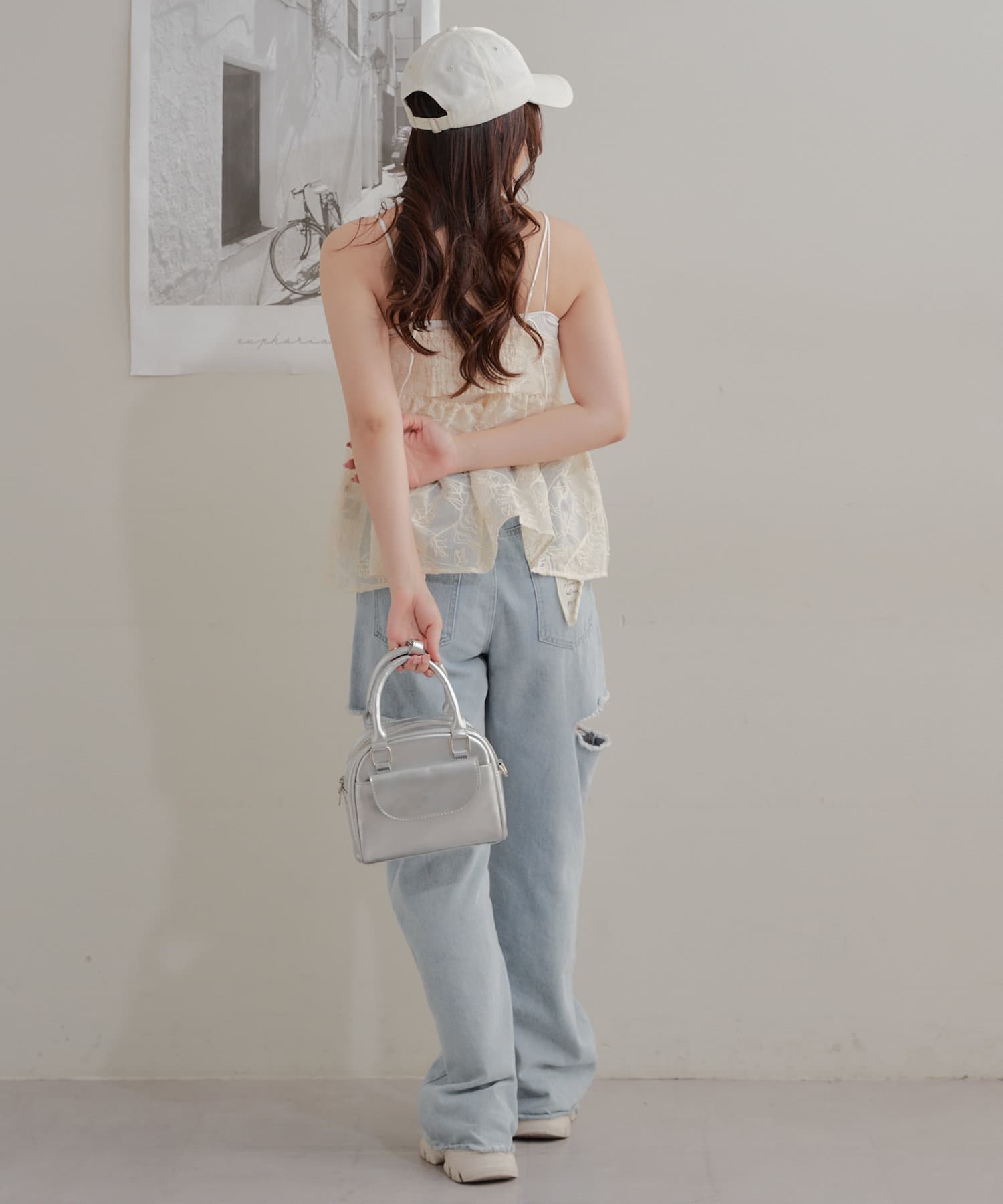 NICE CLAUP / OLIVE des OLIVE OUTLET(ナイスクラップ  / オリーブ デ オリーブ アウトレット) 【RMAF】シアー花刺繍キャミブラウス