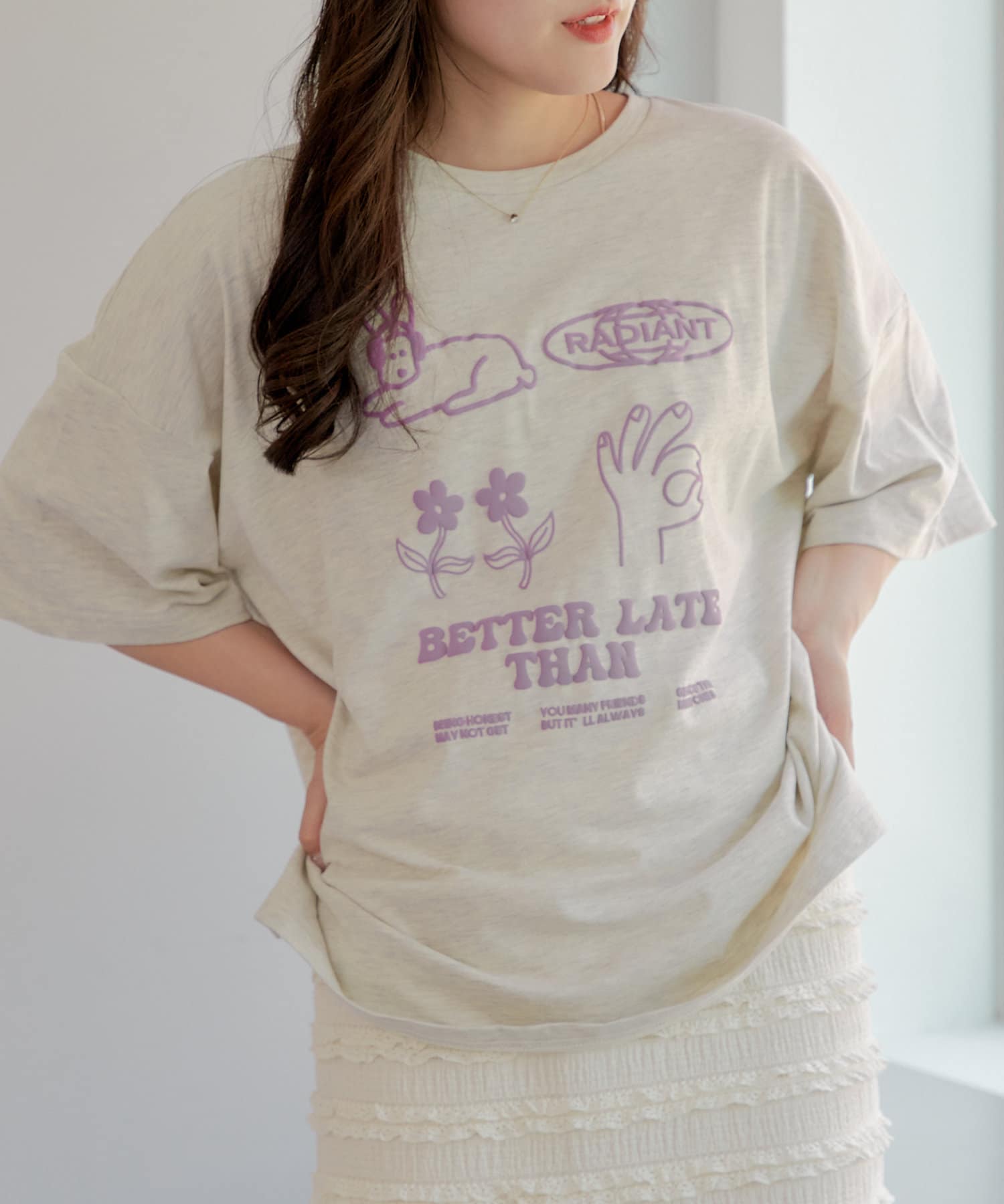 SUMMER WEB LIMITED ITEM■Design・らくがき風のプリントが可愛いうさぎモチーフデザインのビッグTシャツ。・シンプルすぎず、1枚で主役級な万能アイテムです。・オーバーサイズのゆ