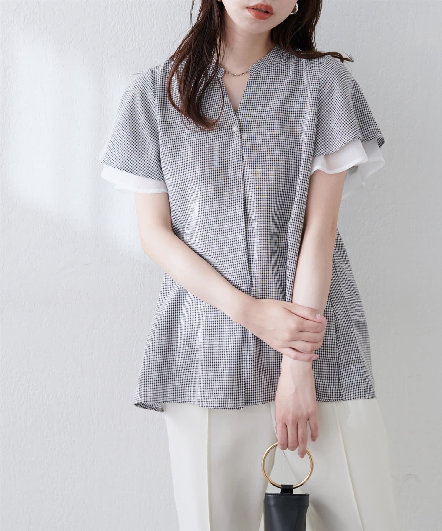 natural couture(ナチュラルクチュール) 袖口シアーパール釦スキッパーブラウス