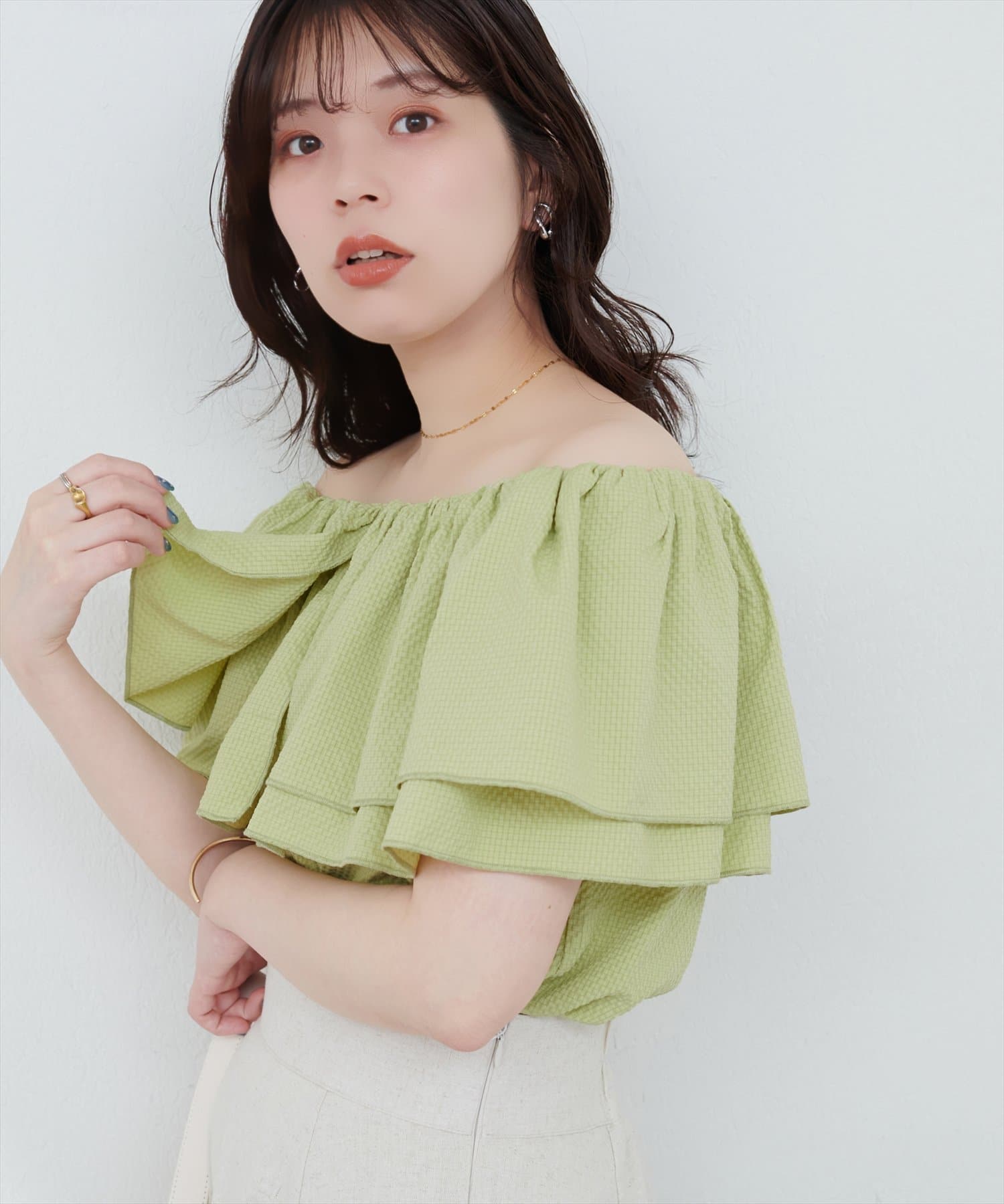 natural couture(ナチュラルクチュール) サッカーチェックオフショルブラウス