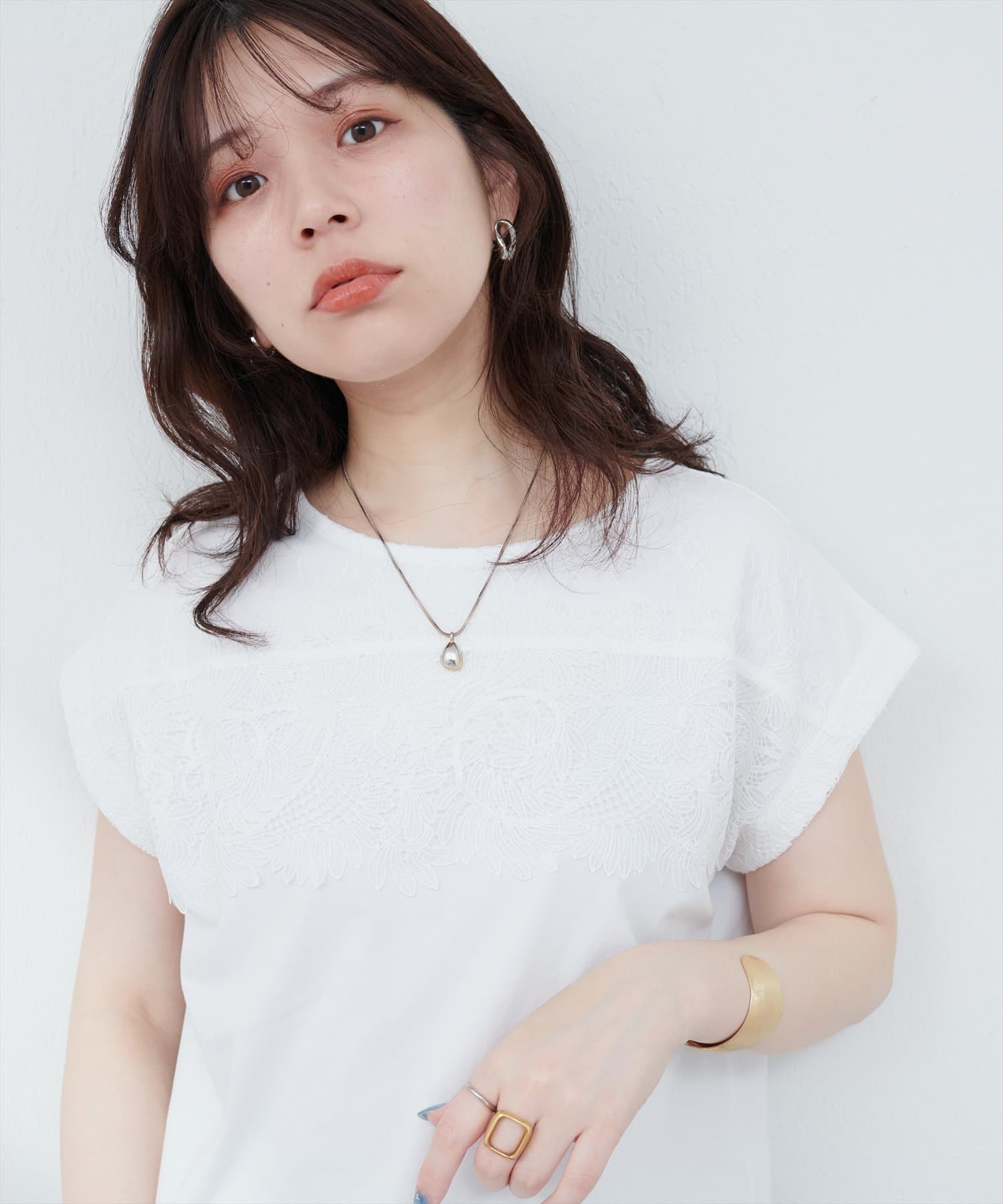 natural couture(ナチュラルクチュール) レースヨーク切替Tシャツ