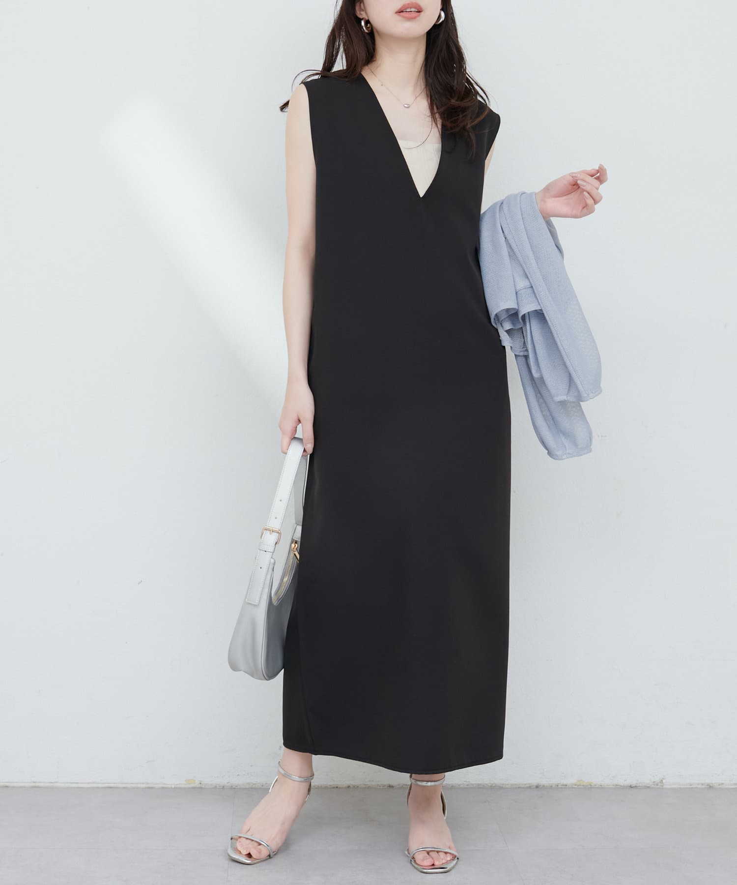 カットジョーゼットVネックワンピース | natural couture