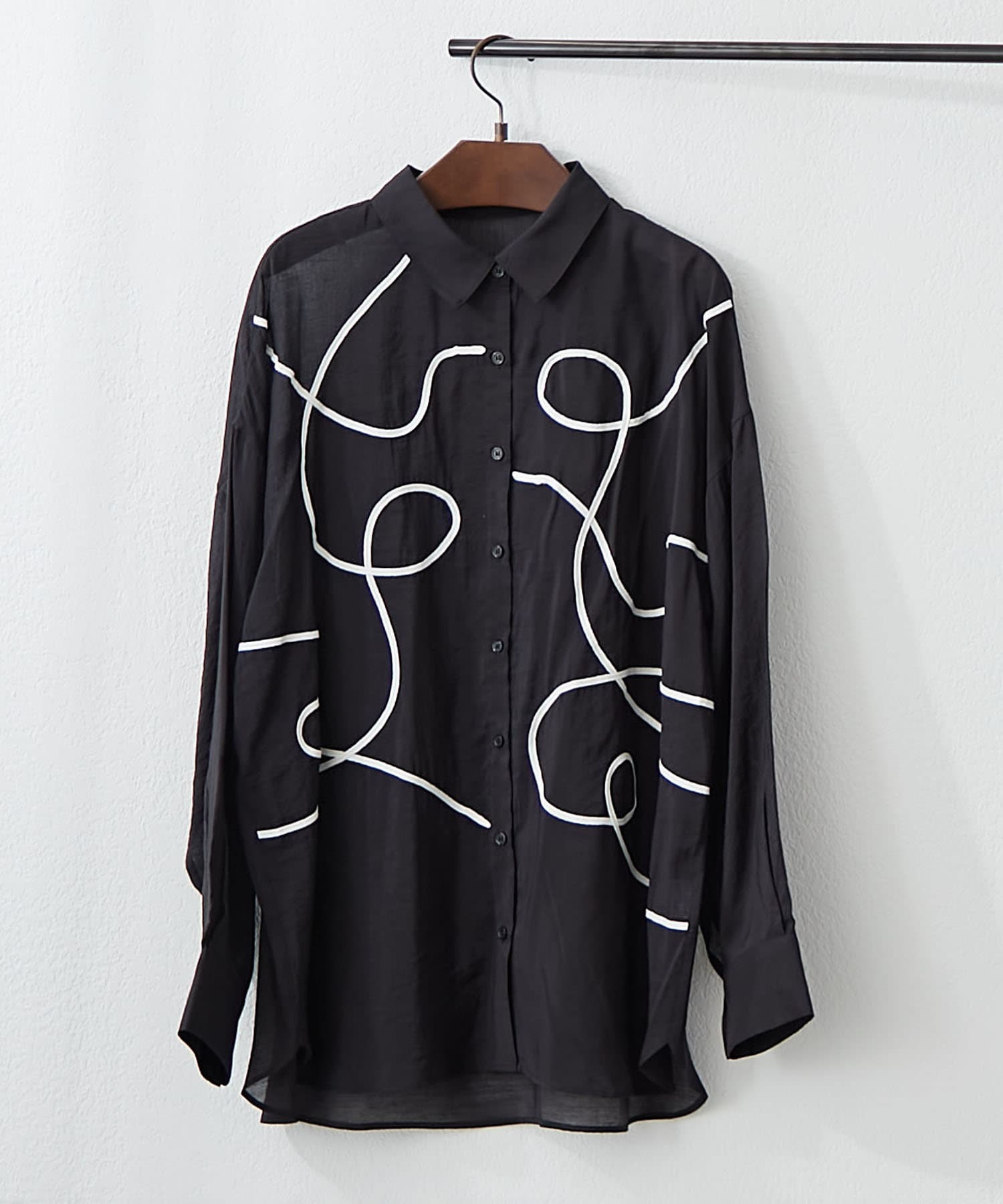 Remind me and forever(リマインドミーアンドフォーエバー) 今季トレンド、コード刺繍シアーBIGシャツ