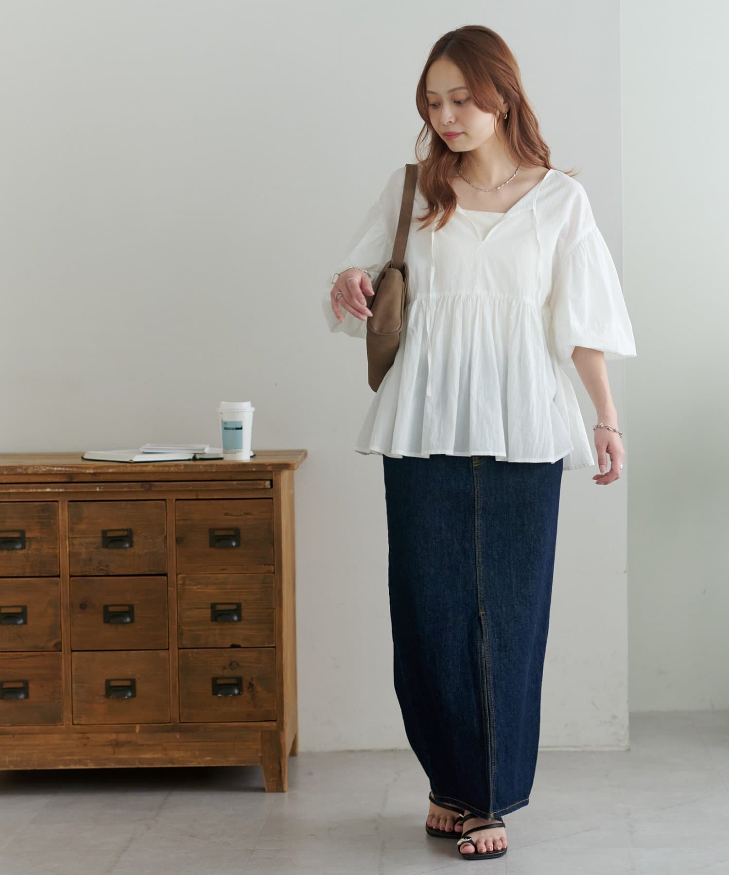 DISCOAT(ディスコート) 前後2way袖バルーンブラウス