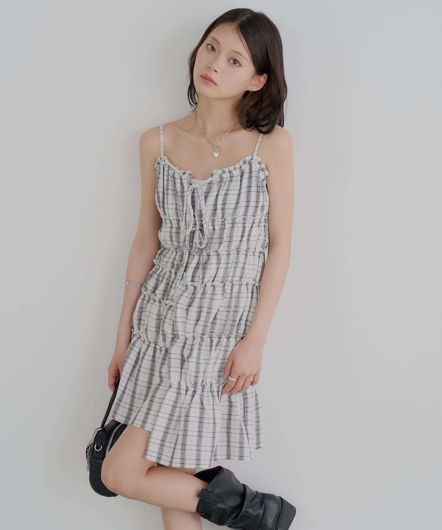 Chico(チコ) アシメギャザーチェックミニワンピース