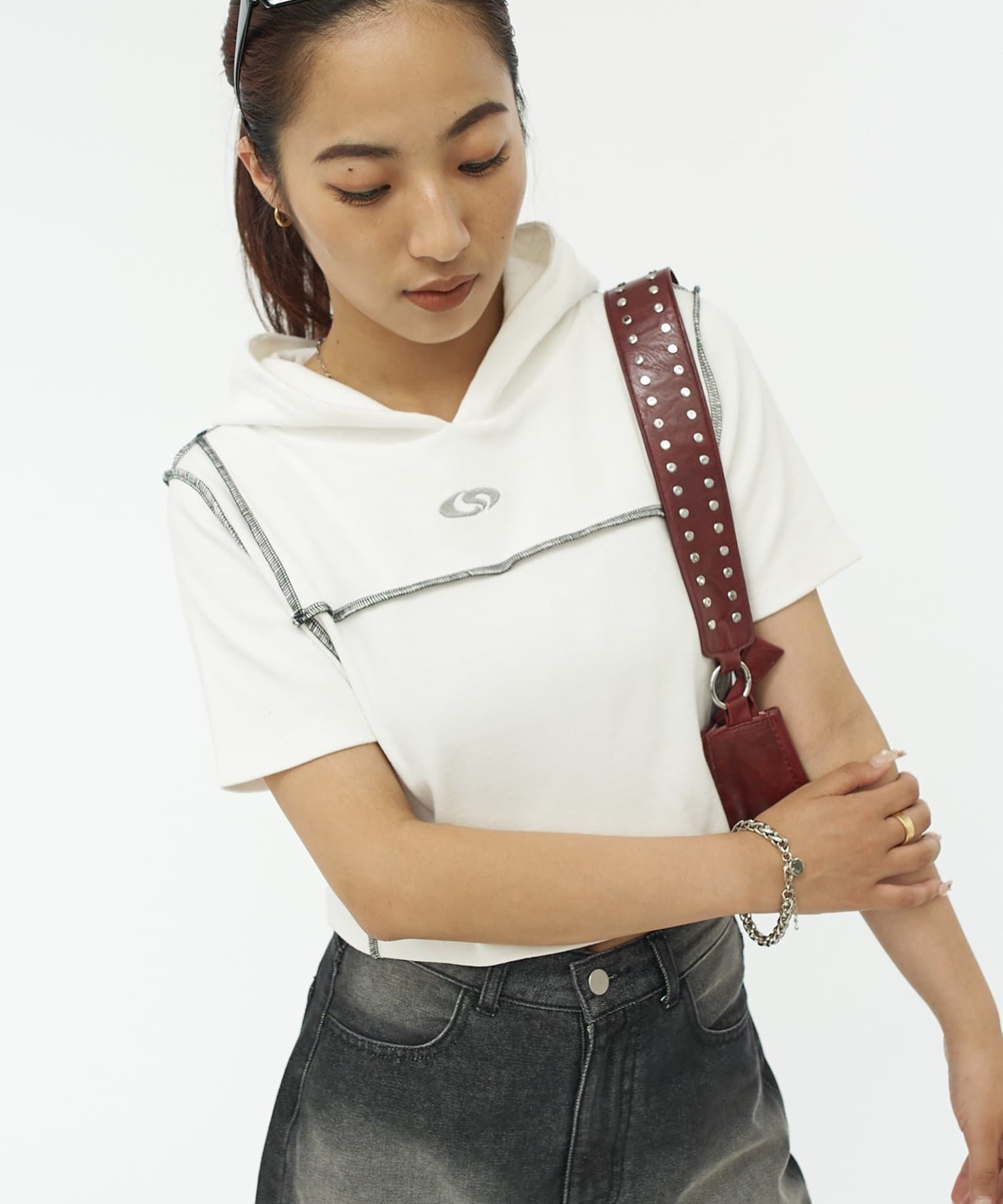 OUTLET(アウトレット) 【WHO'S WHO gallery】フューチャーロゴ リンキングフードトップス