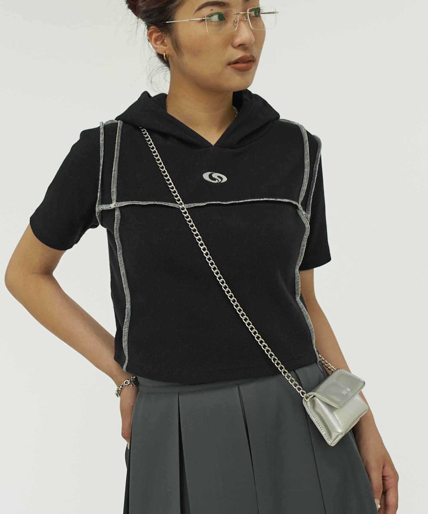 OUTLET(アウトレット) 【WHO'S WHO gallery】フューチャーロゴ リンキングフードトップス