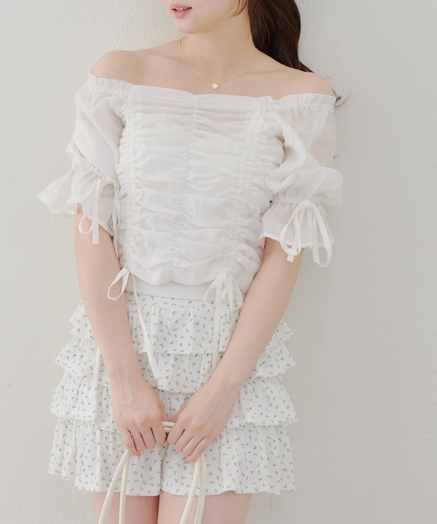 NICE CLAUP / OLIVE des OLIVE OUTLET(ナイスクラップ  / オリーブ デ オリーブ アウトレット) 主役ブラウス【RMAF】ドロストスクエアブラウス