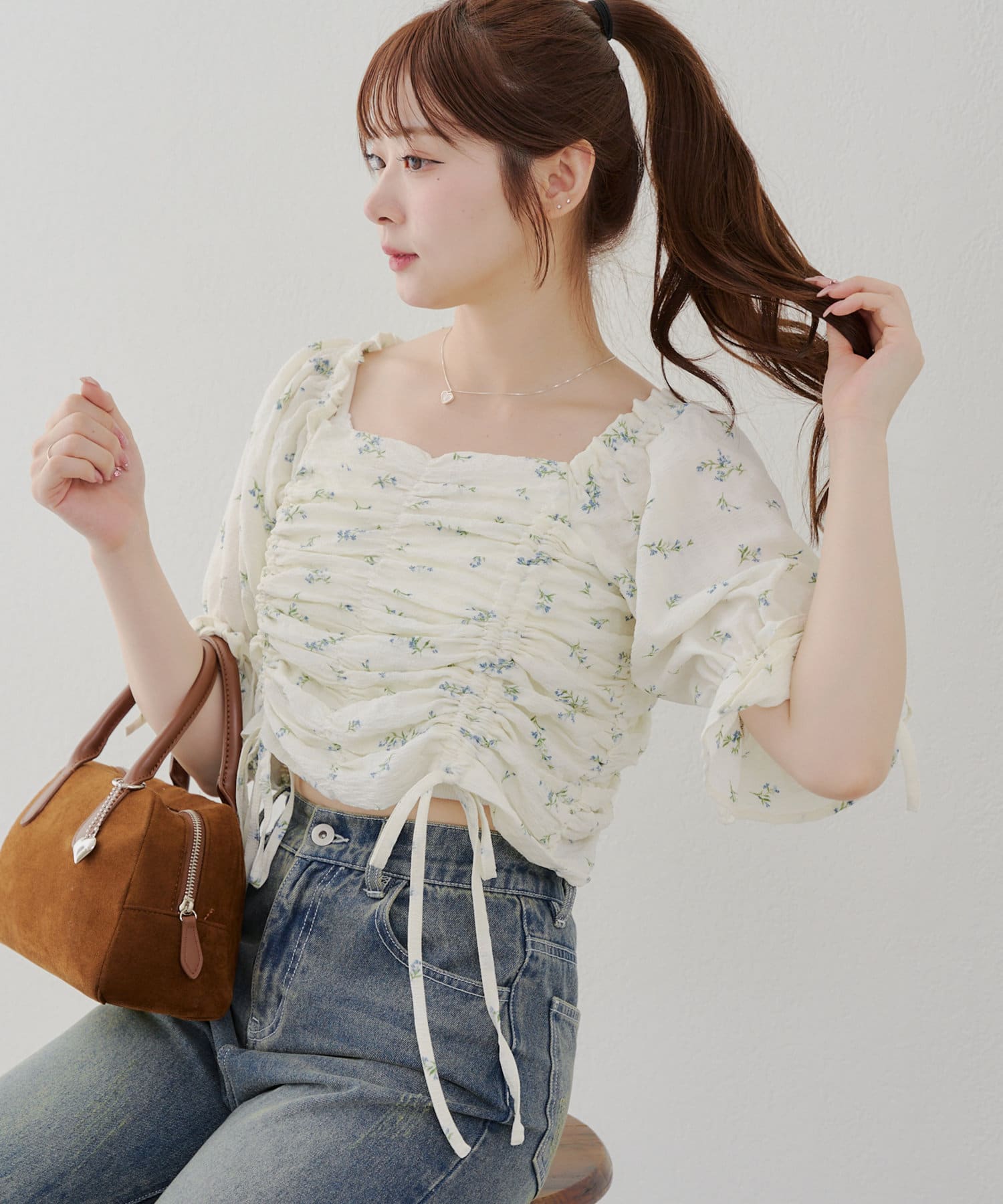 NICE CLAUP / OLIVE des OLIVE OUTLET(ナイスクラップ  / オリーブ デ オリーブ アウトレット) 主役ブラウス【RMAF】ドロストスクエアブラウス