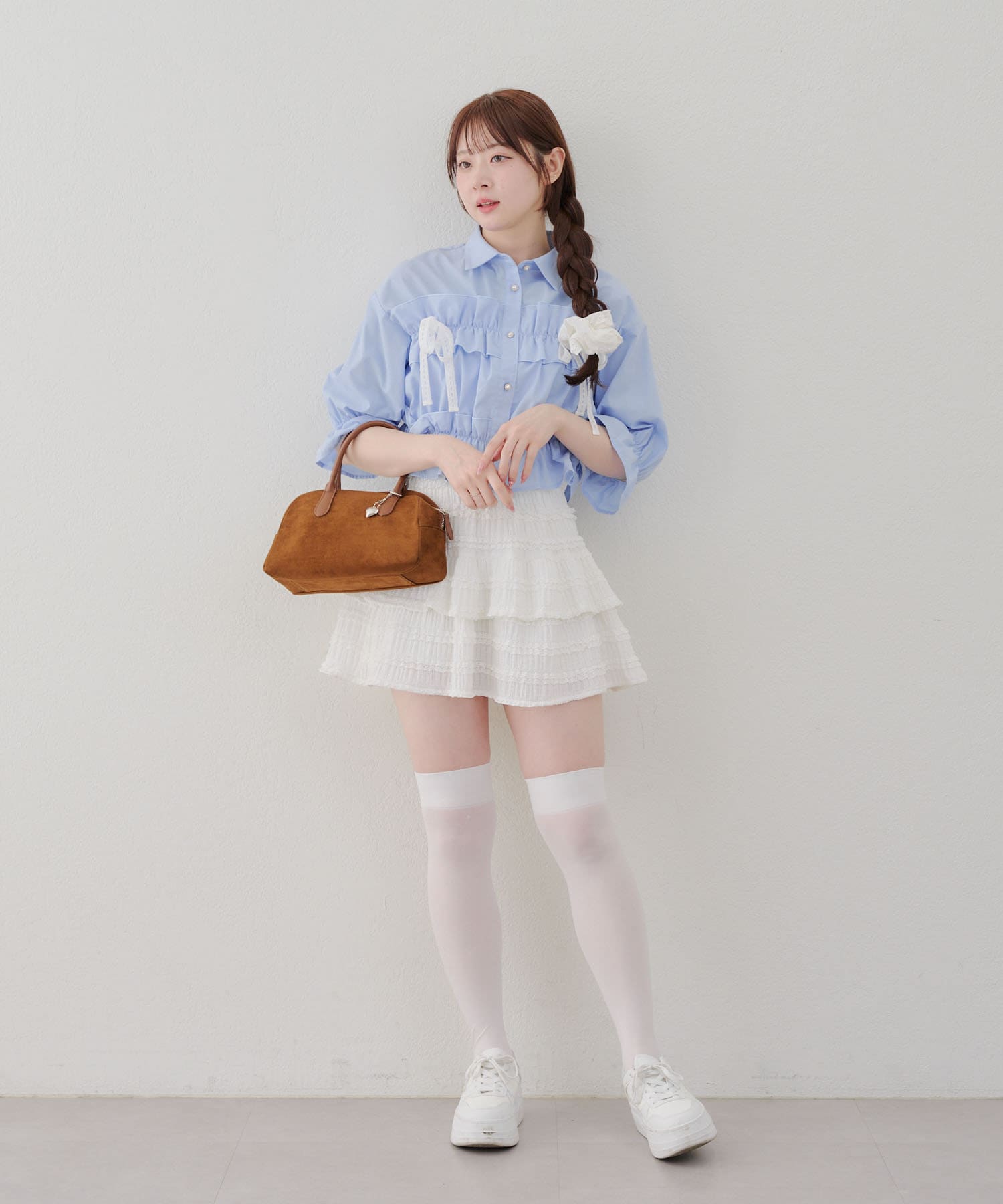 NICE CLAUP / OLIVE des OLIVE OUTLET(ナイスクラップ  / オリーブ デ オリーブ アウトレット) 【RMAF】【これ一枚でコーデの主役に！】レースリボンフリルブラウス