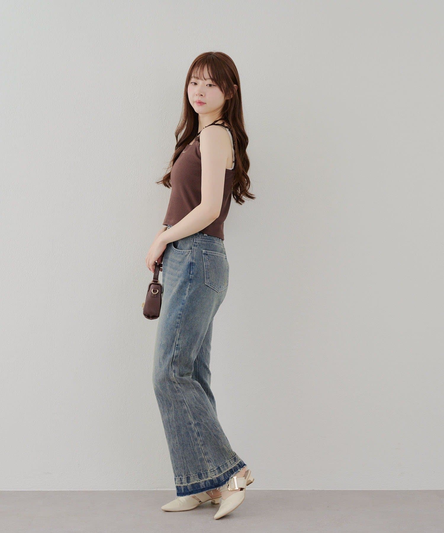 NICE CLAUP / OLIVE des OLIVE OUTLET(ナイスクラップ  / オリーブ デ オリーブ アウトレット) 【RMAF】肩フリルホルターキャミ
