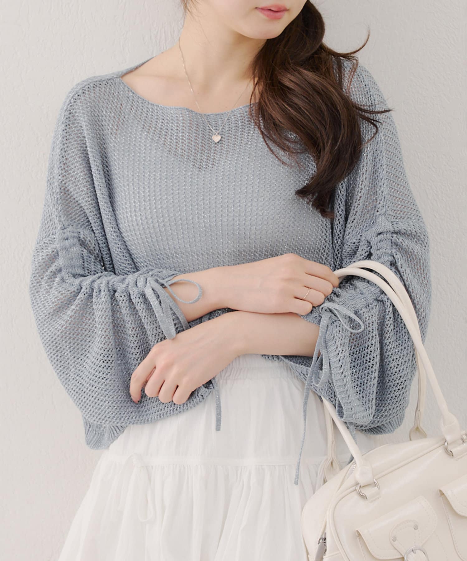 【2025SS ANOTHER BRANCH OLIVE des OLIVE】■Point・ラメ感が特徴のメッシュトップス。・大き目な編地なので程よい肌見せが叶います。■Styling・裾のドロストで