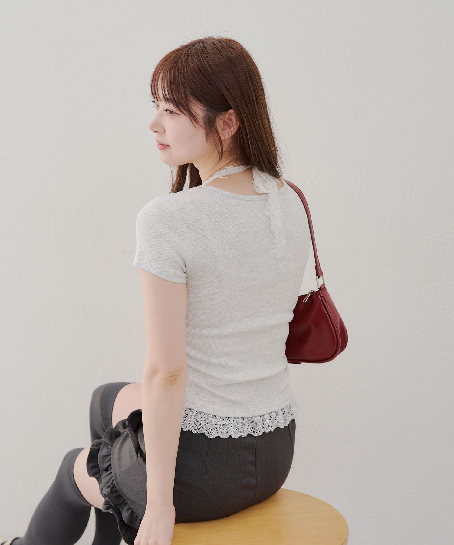 【2025SS ANOTHER BRANCH OLIVE des OLIVE】■Point・レースのホルターがドッキングされた目を惹くデザインのTシャツ。・他と差がつくトレンドのデザインTシャツはこの