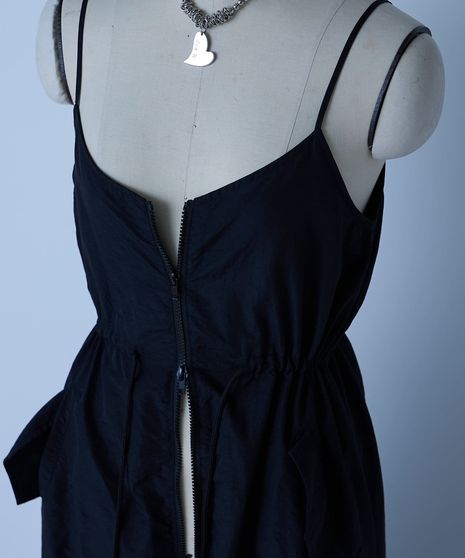 OUTLET(アウトレット) 【WHO'S WHO gallery】ナイロンワンピース