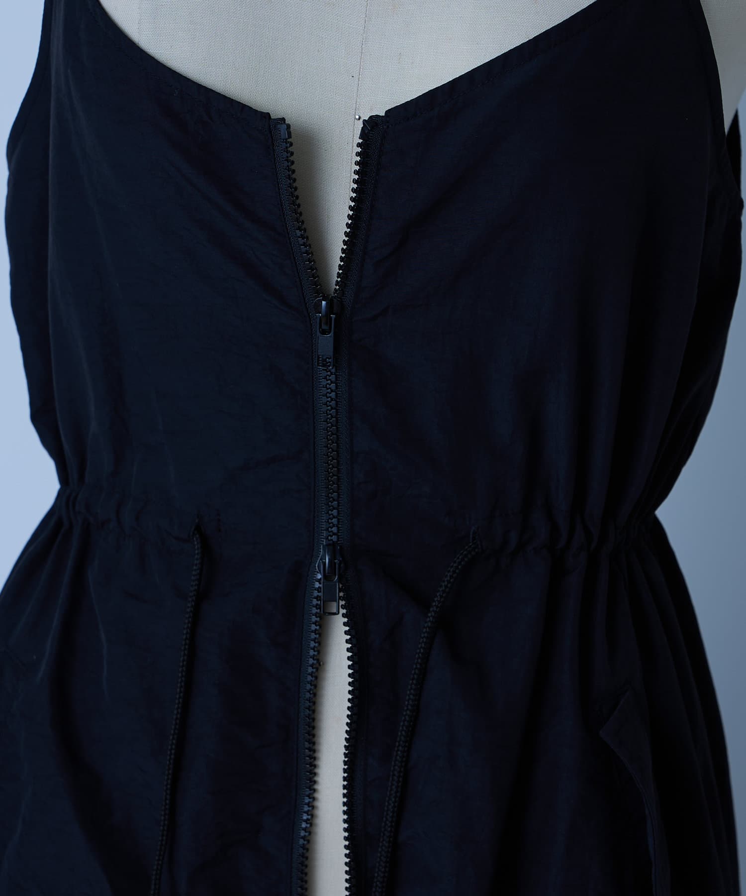 OUTLET(アウトレット) 【WHO'S WHO gallery】ナイロンワンピース