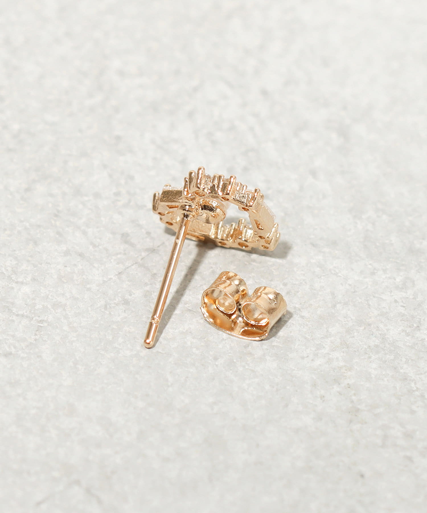 キラキラ ハート ゴールド 刻印 ピアス